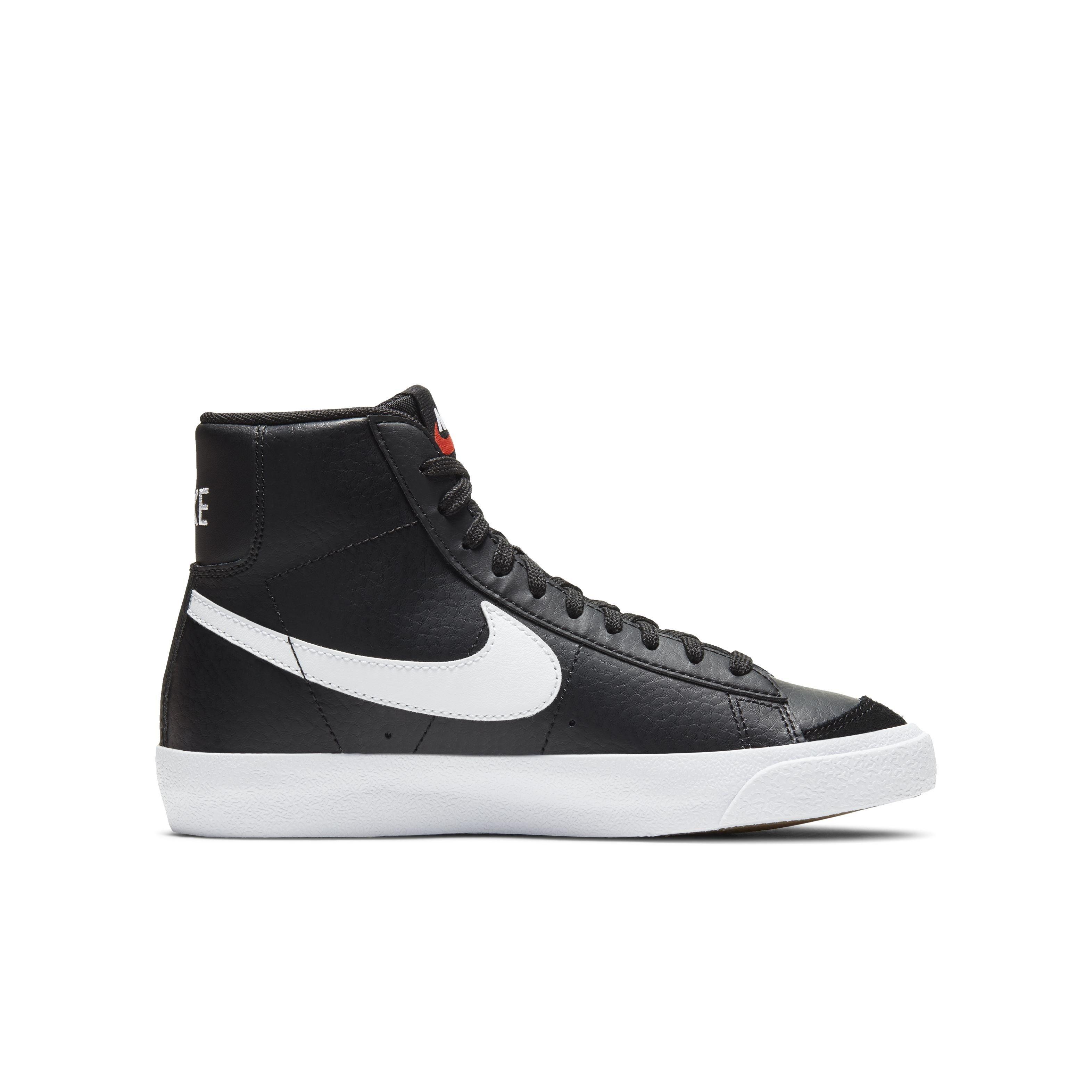 All black shop nike blazers high