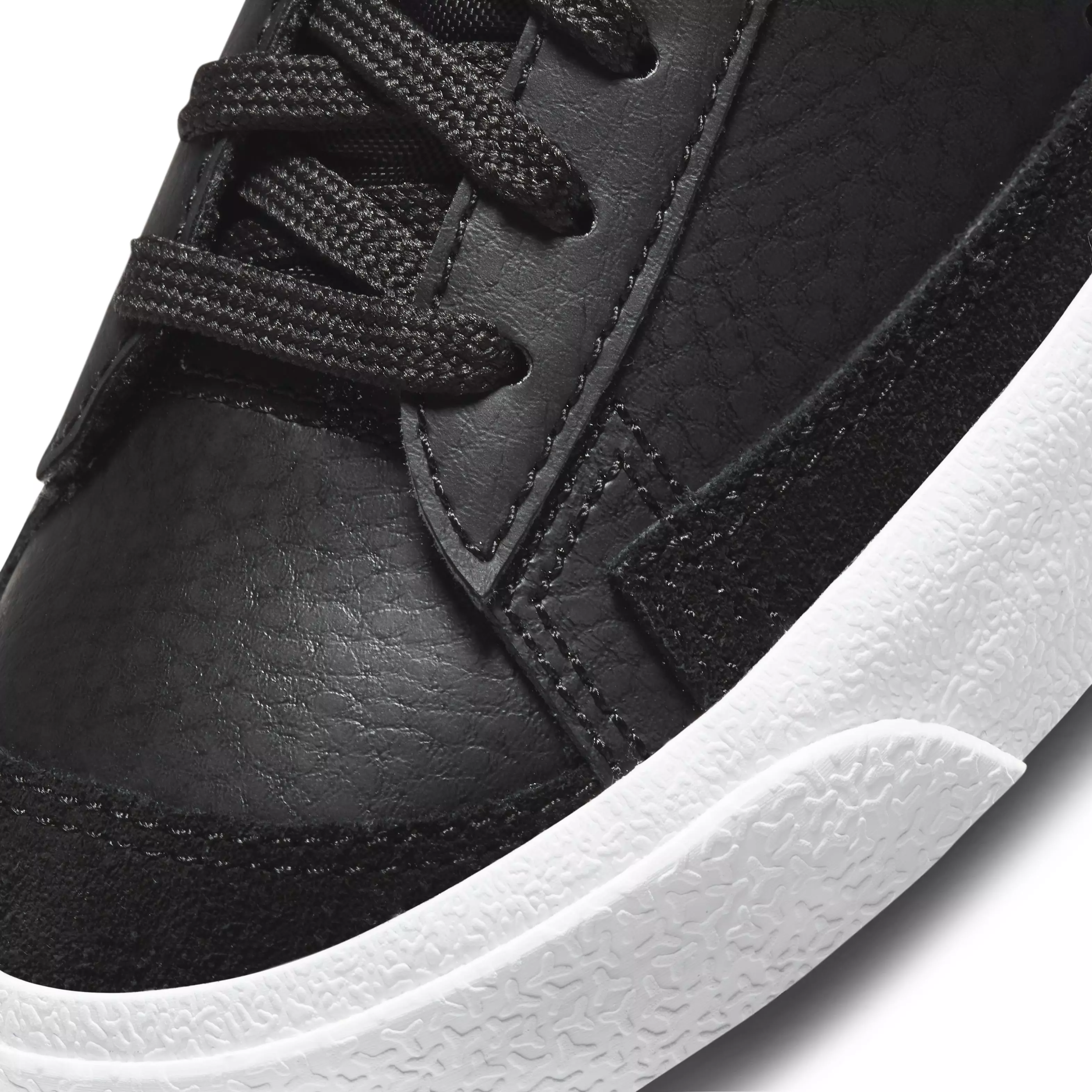 Nike Blazer Mid '77 "Black" Grade School Boys' Shoe - BLACK