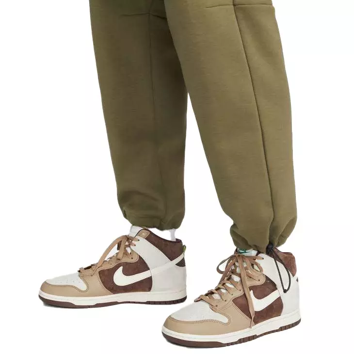 Nike Men's Sportswear Tech Fleece Pant - GREEN