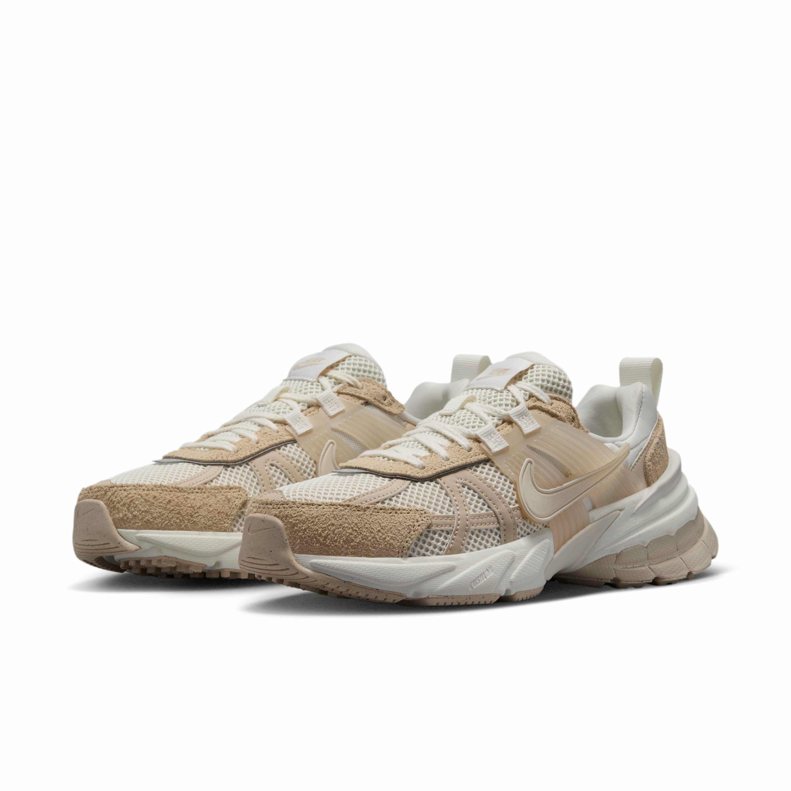 W NIKE V2K RUN 7.5 サンドリフト/ファントム Nike V2K Run 