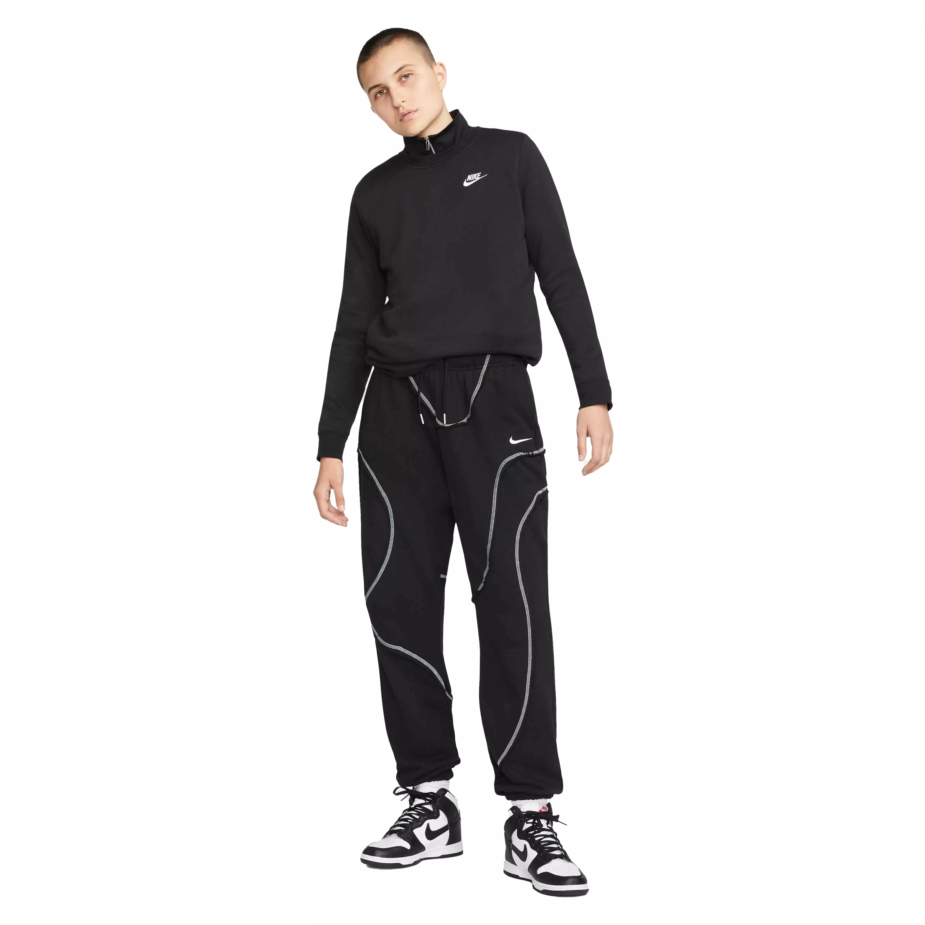 Nike Women's Sportswear Club Fleece Crew-Neck Sweatshirt - BLACK