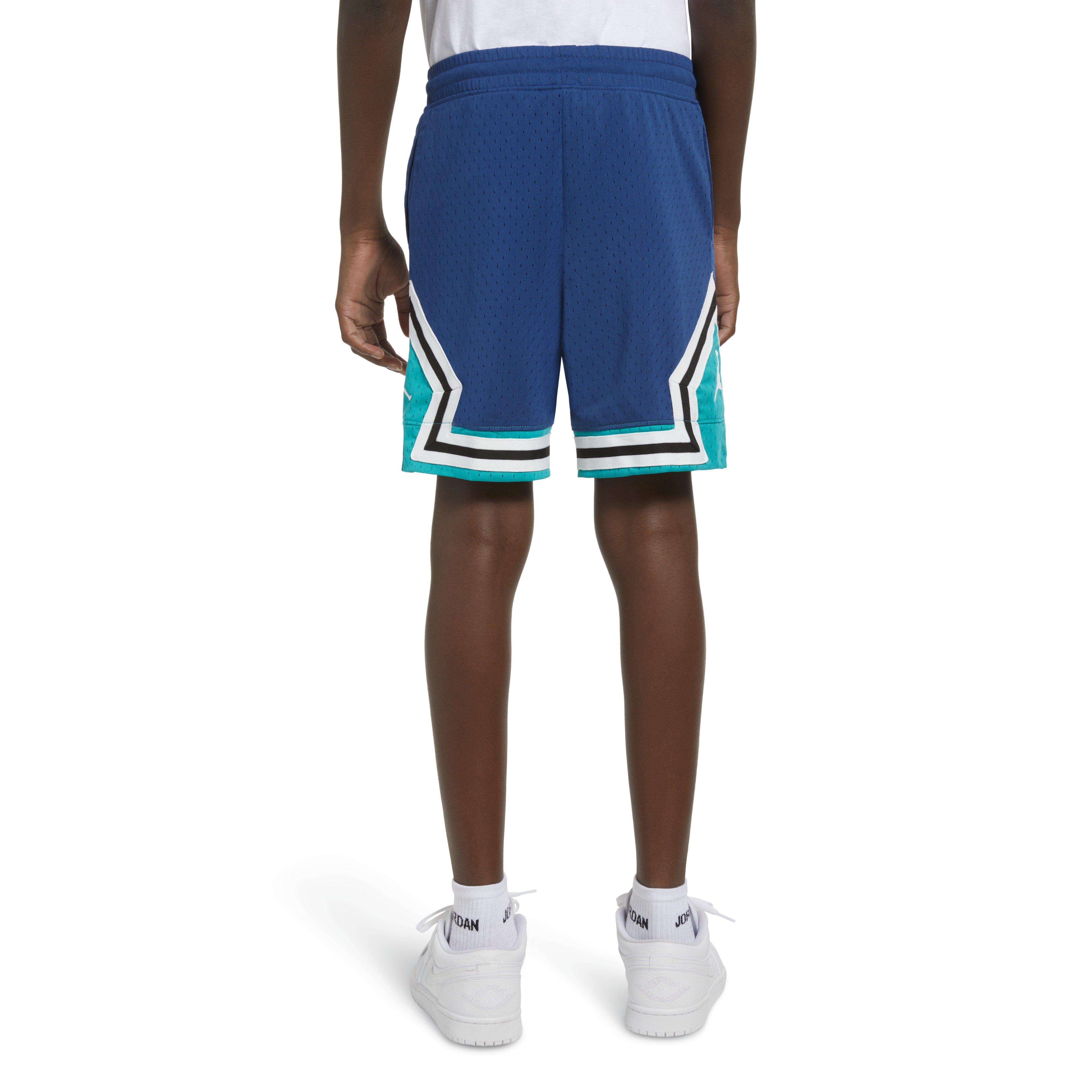 Jordan rise 2024 diamond shorts