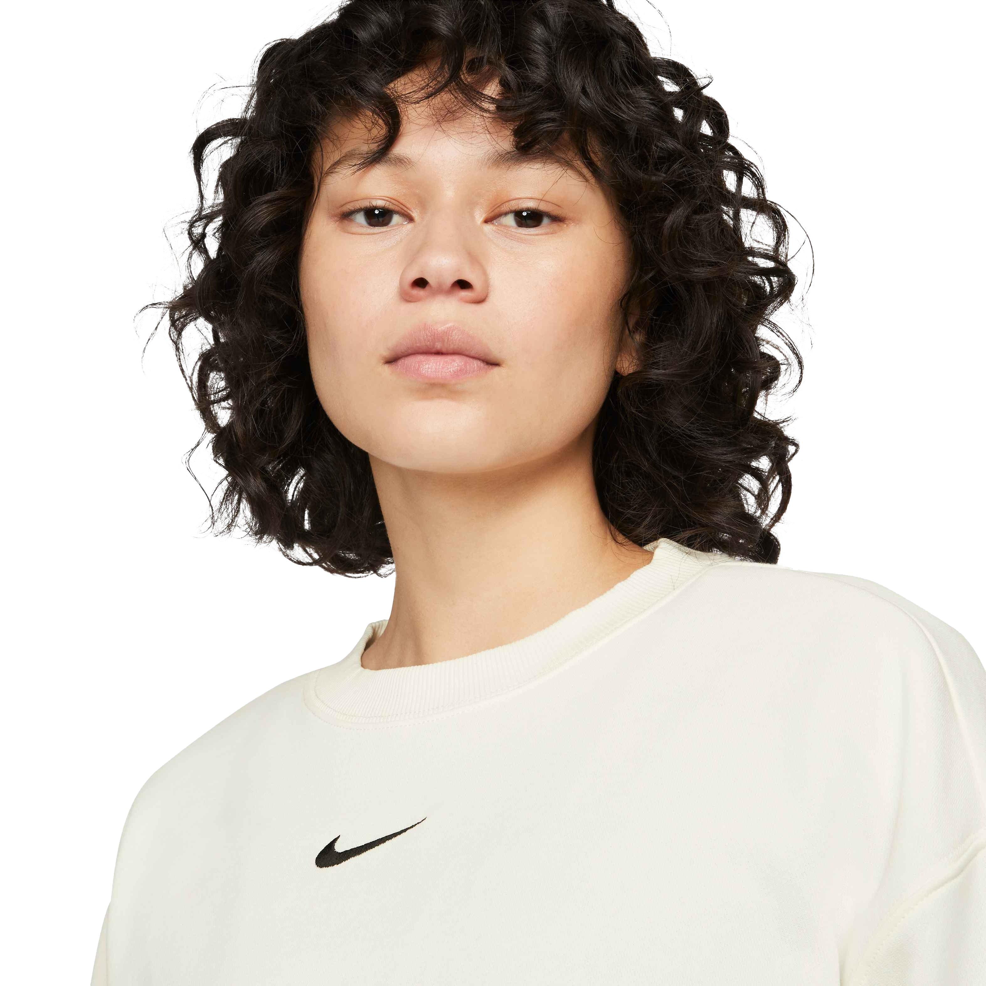 Nike Women's Sportswear Phoenix Oversized Crewneck Sweatshirt - BLACK Thumbnail View 3