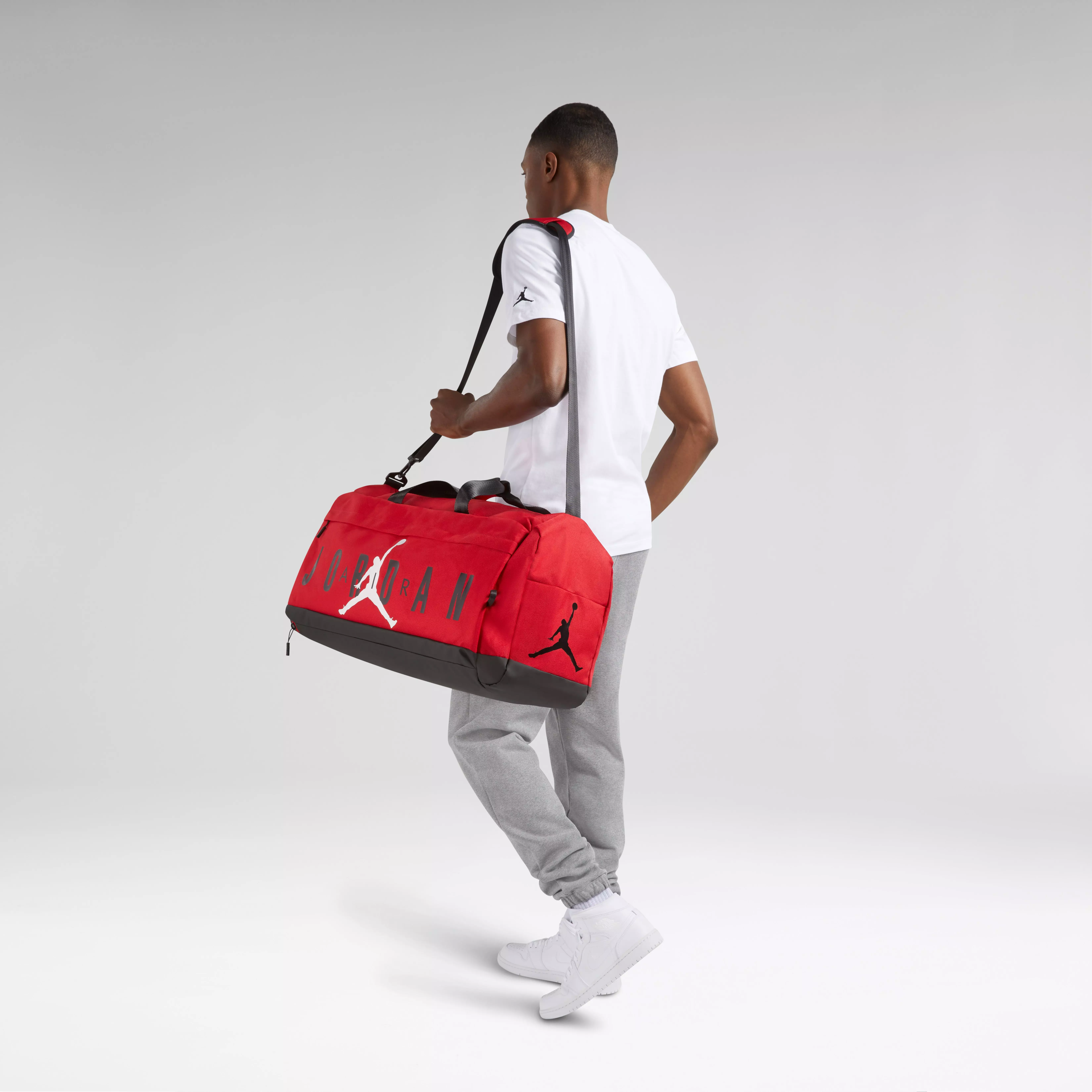 Air Jordan Duffle Bag - Large - RED