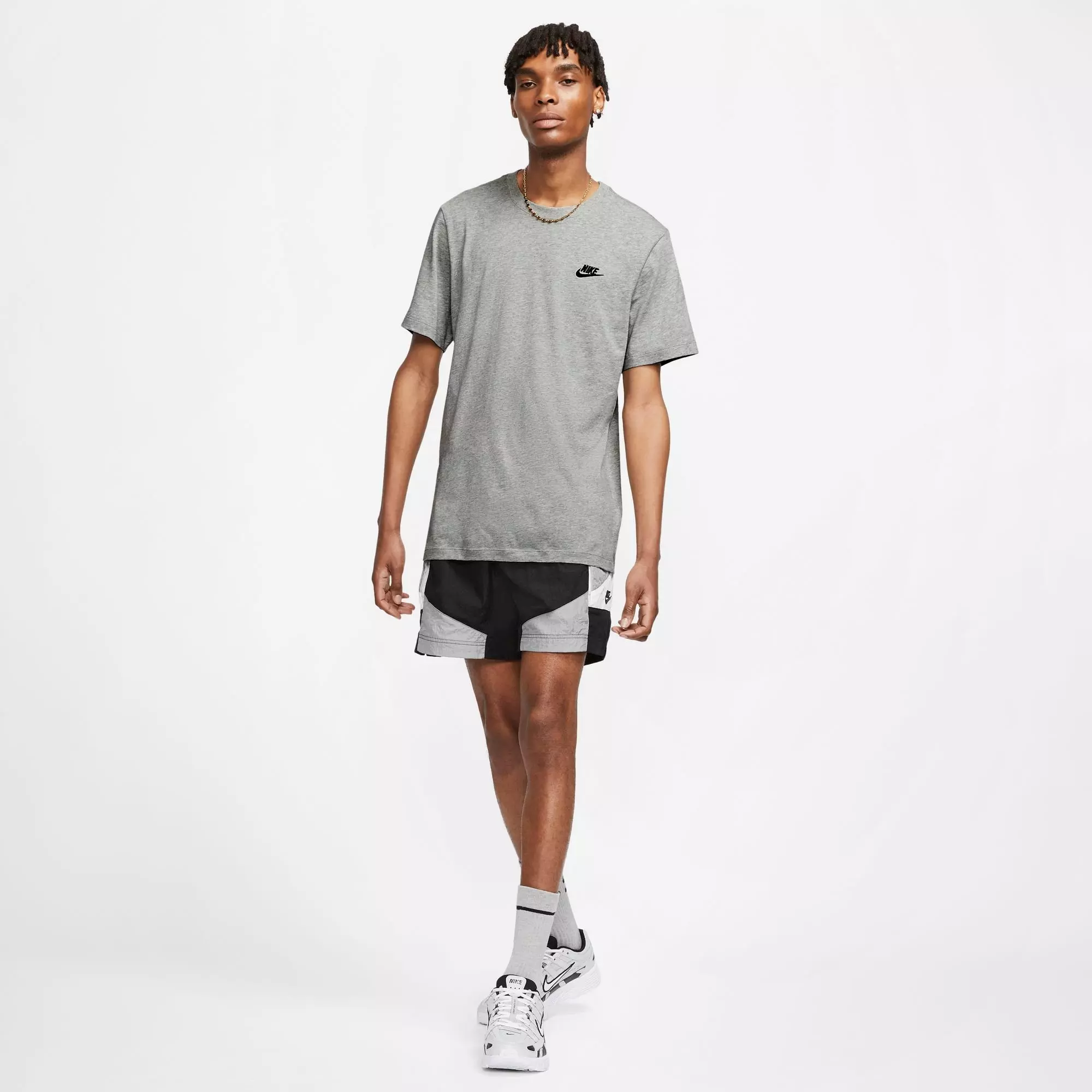 Nike Men's Sportswear Club Tee - GREY/BLACK