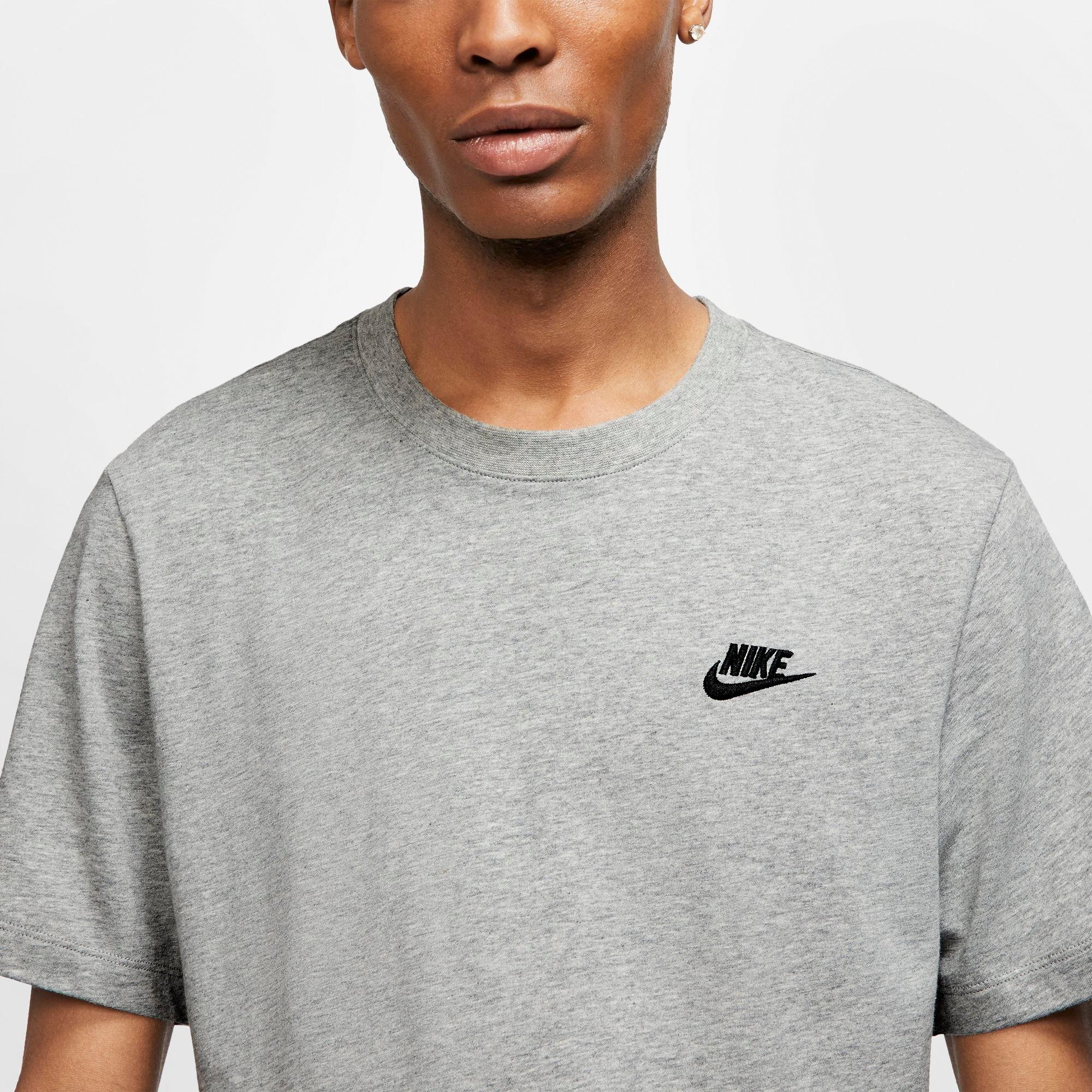 Nike Sportswear Men's Club T-Shirt