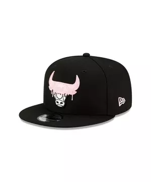 New Era 9Fifty NBA Chicago Bulls Team Drip Snapback Hat W/ Pink Undervisor