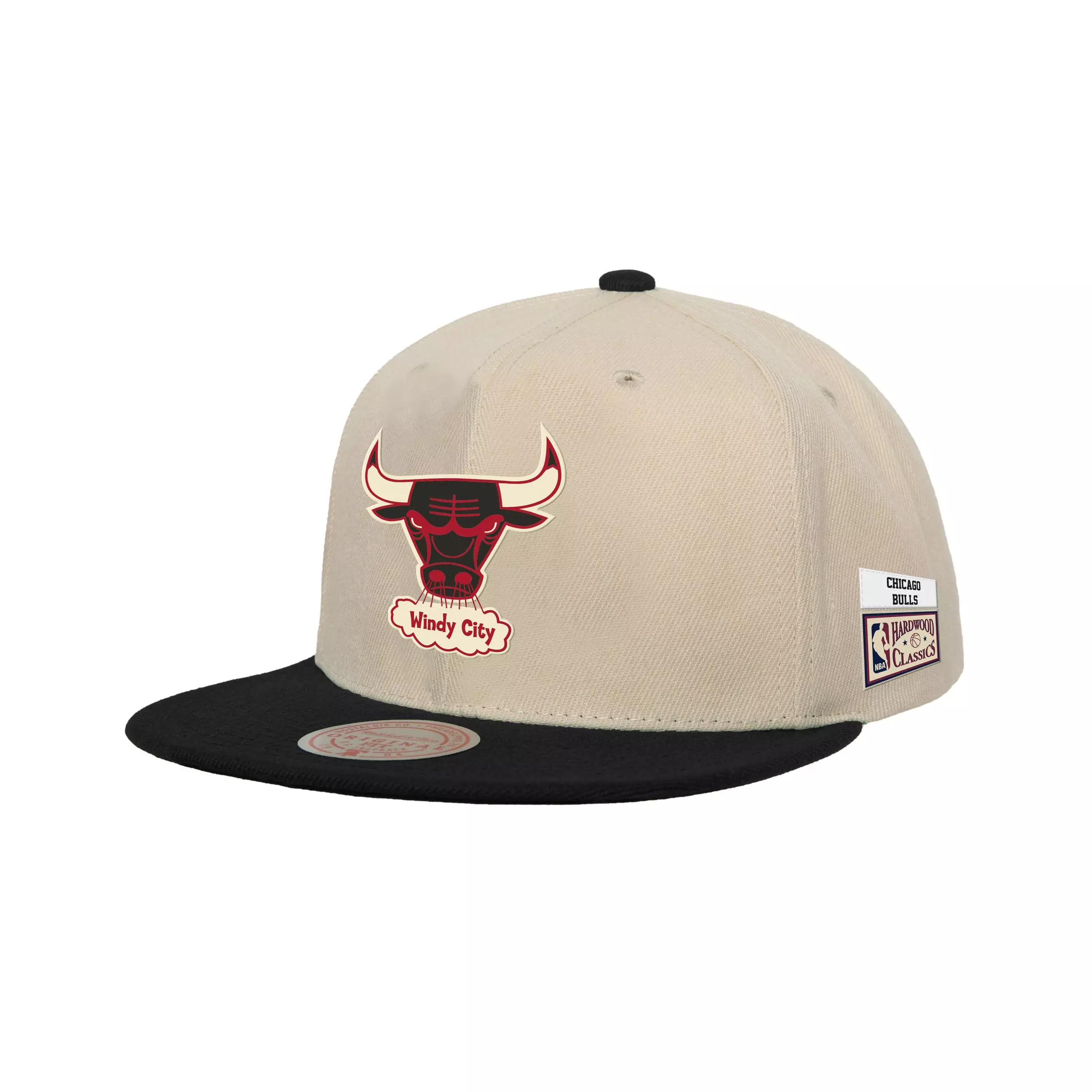 Mitchell & Ness Chicago Bulls Vintage Jockey HWC Snapback Hat - CREAM