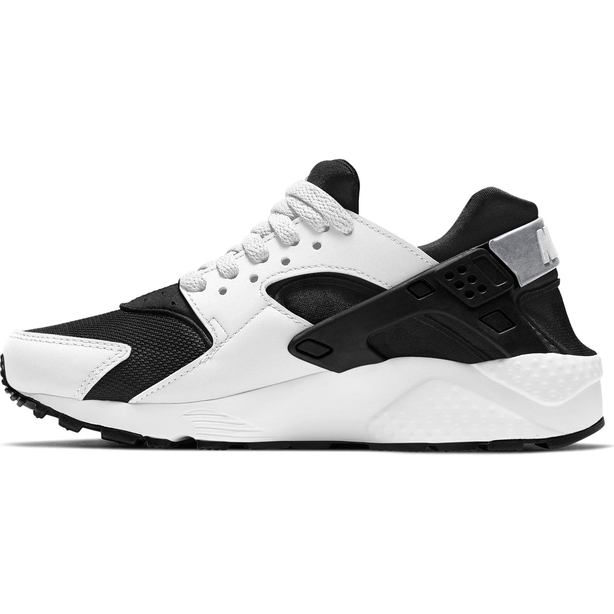 Black huaraches hibbett clearance sports