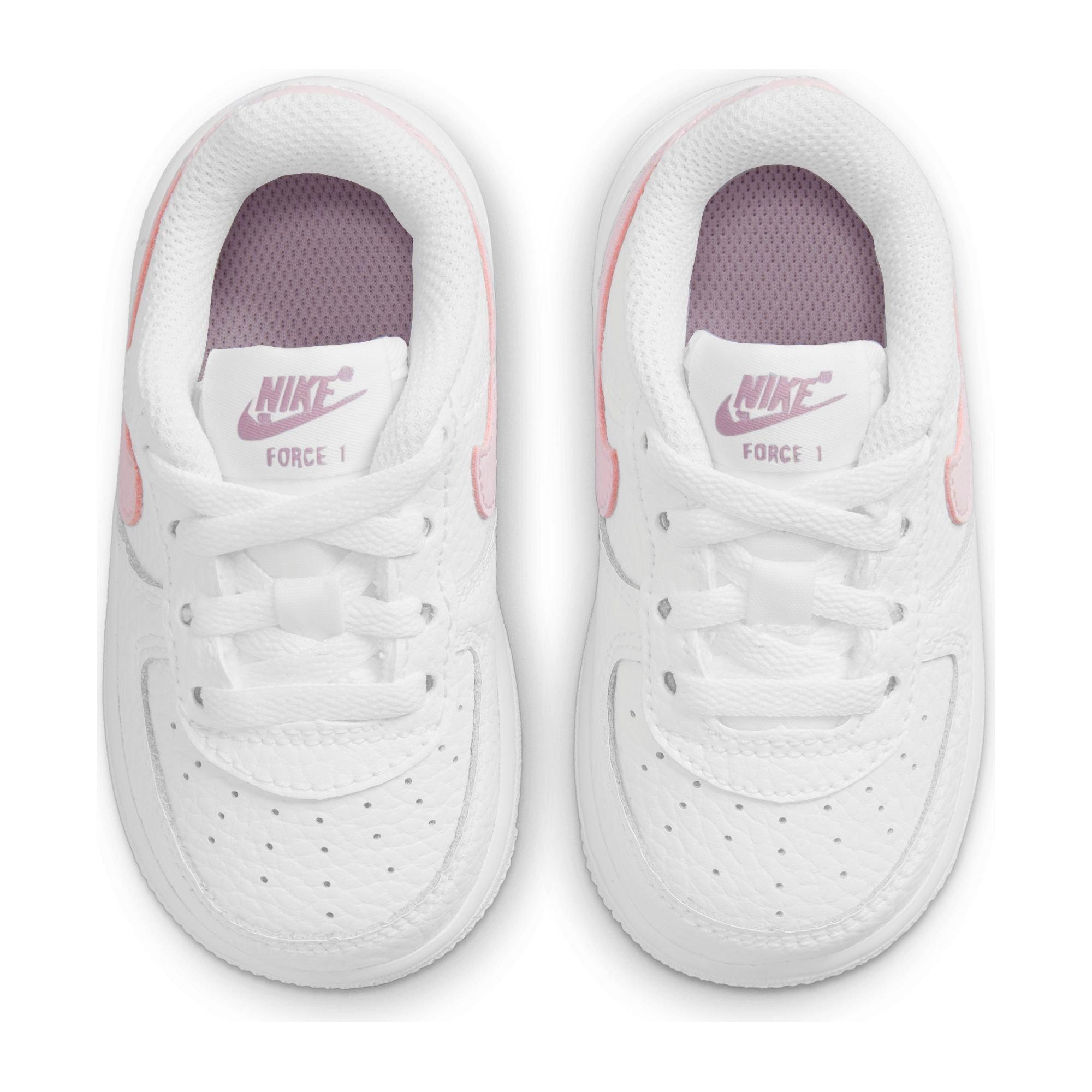 Toddler girl 2025 white nike sneakers