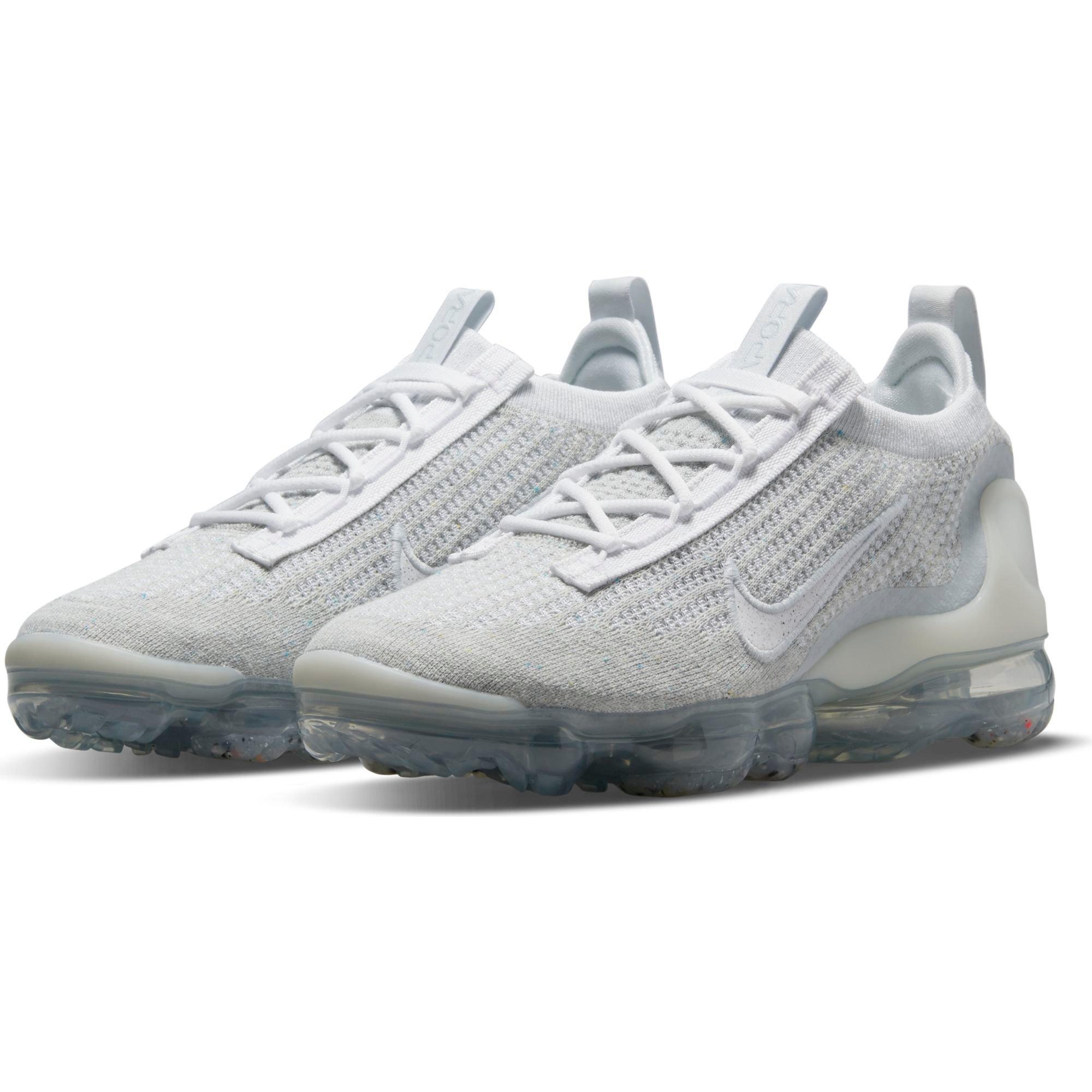 Nike Air Vapormax 2021 FK "White/Pure Platinum" Women's Shoe - WHITE/SILVER Thumbnail View 6