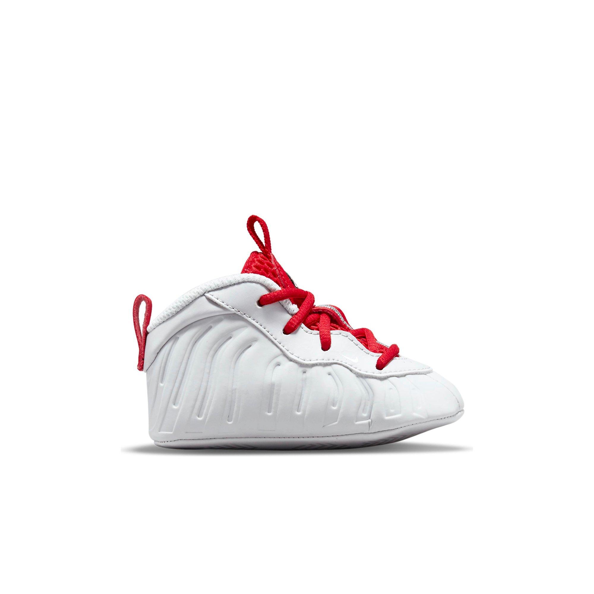 Infant soft bottom outlet foamposites