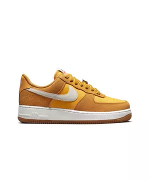 men's nike air force 1 lv8 se suede casual shoes size 9.5, qty 1