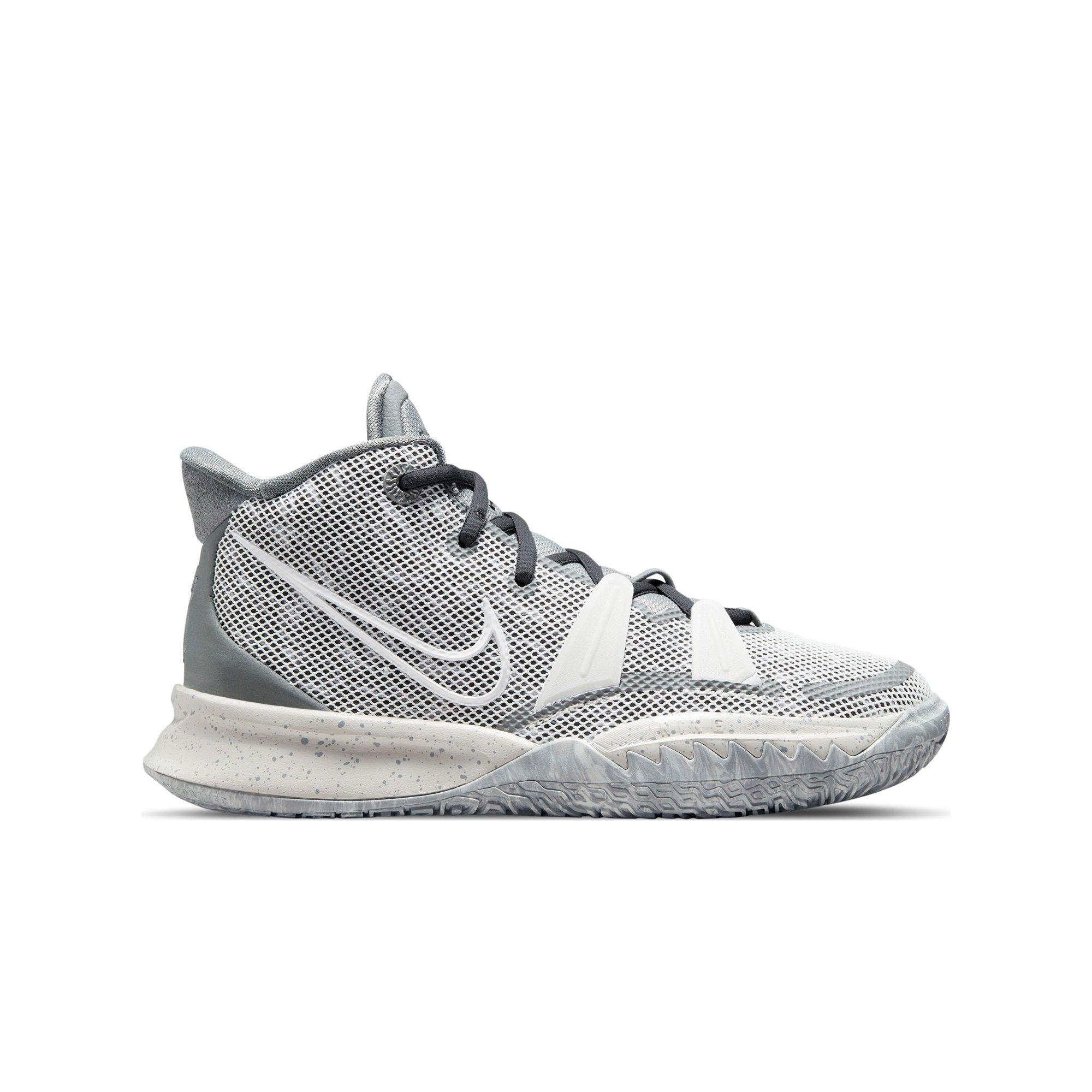 gray basketball shoes