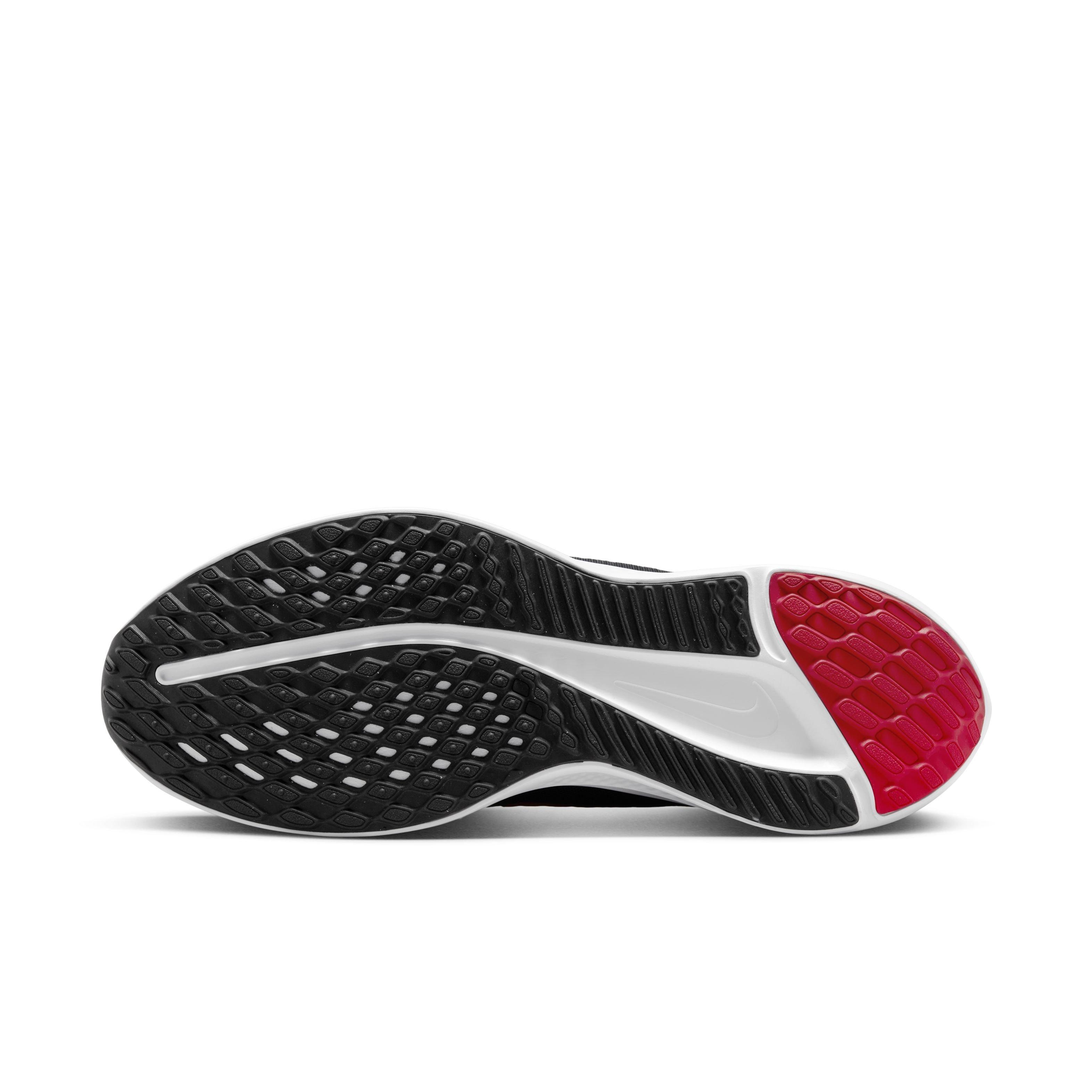Nike Quest 5 "Black/University Red/Smoke Grey" Men's Running Shoe - BLACK Thumbnail View 6