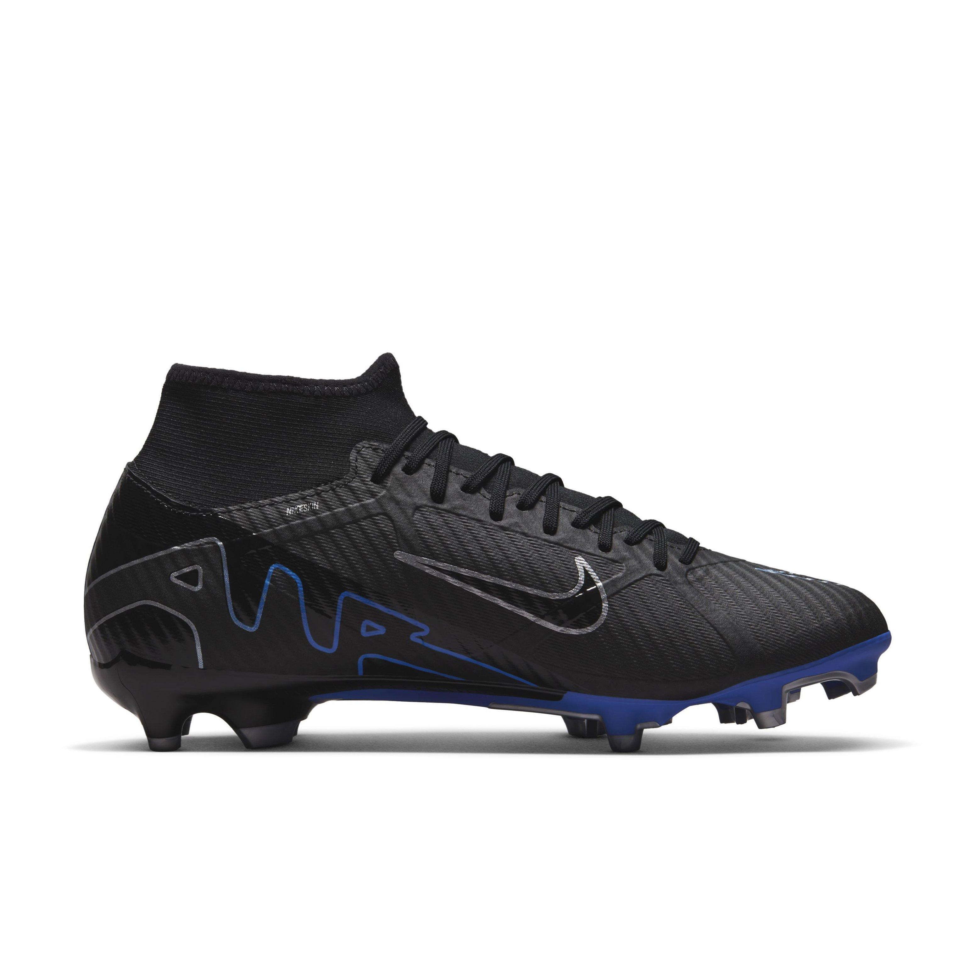 Hibbett sports deals soccer shoes