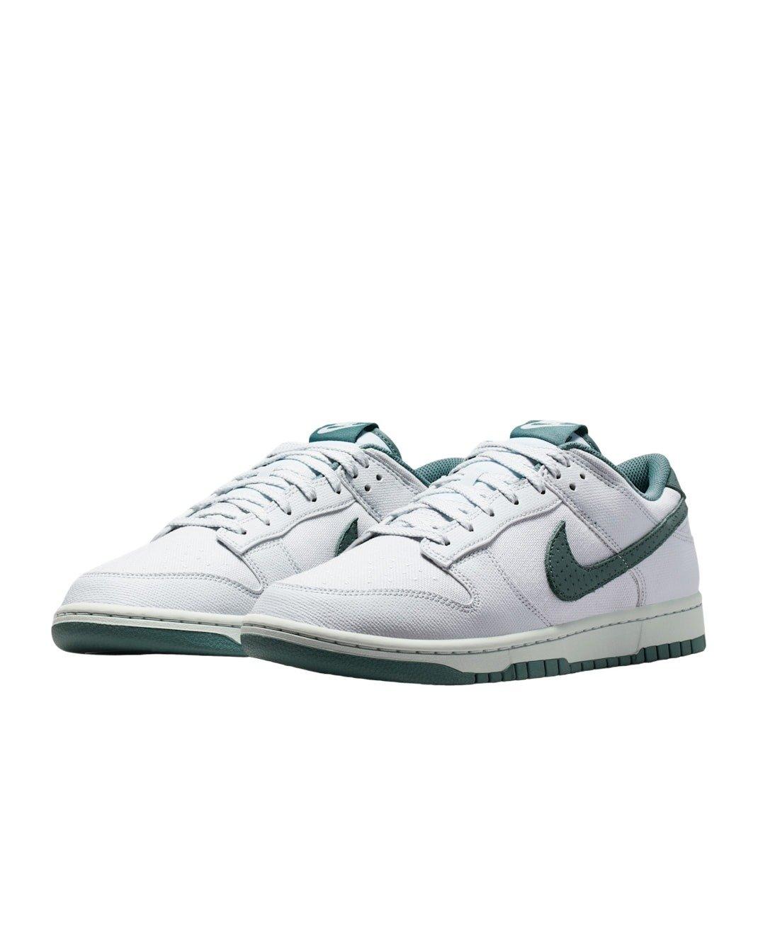 Nike Dunk Low Retro "Pure Platinum/Mineral Slate" Men's Shoe - PLATINUM/SLATE Thumbnail View 3