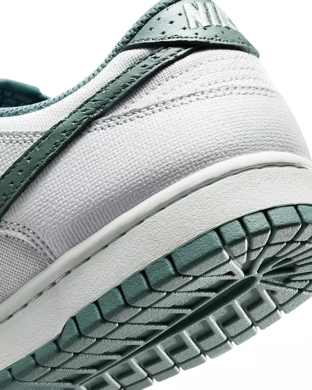 Nike Dunk Low Retro "Pure Platinum/Mineral Slate" Men's Shoe - PLATINUM/SLATE