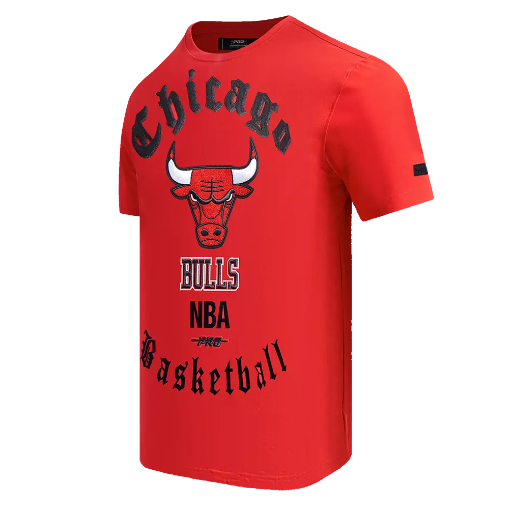 Pro Standard Men's NBA Chicago Bulls Old English Tee - Red - RED