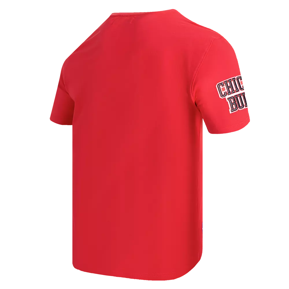 Pro Standard Men's NBA Chicago Bulls Old English Tee -Red - RED