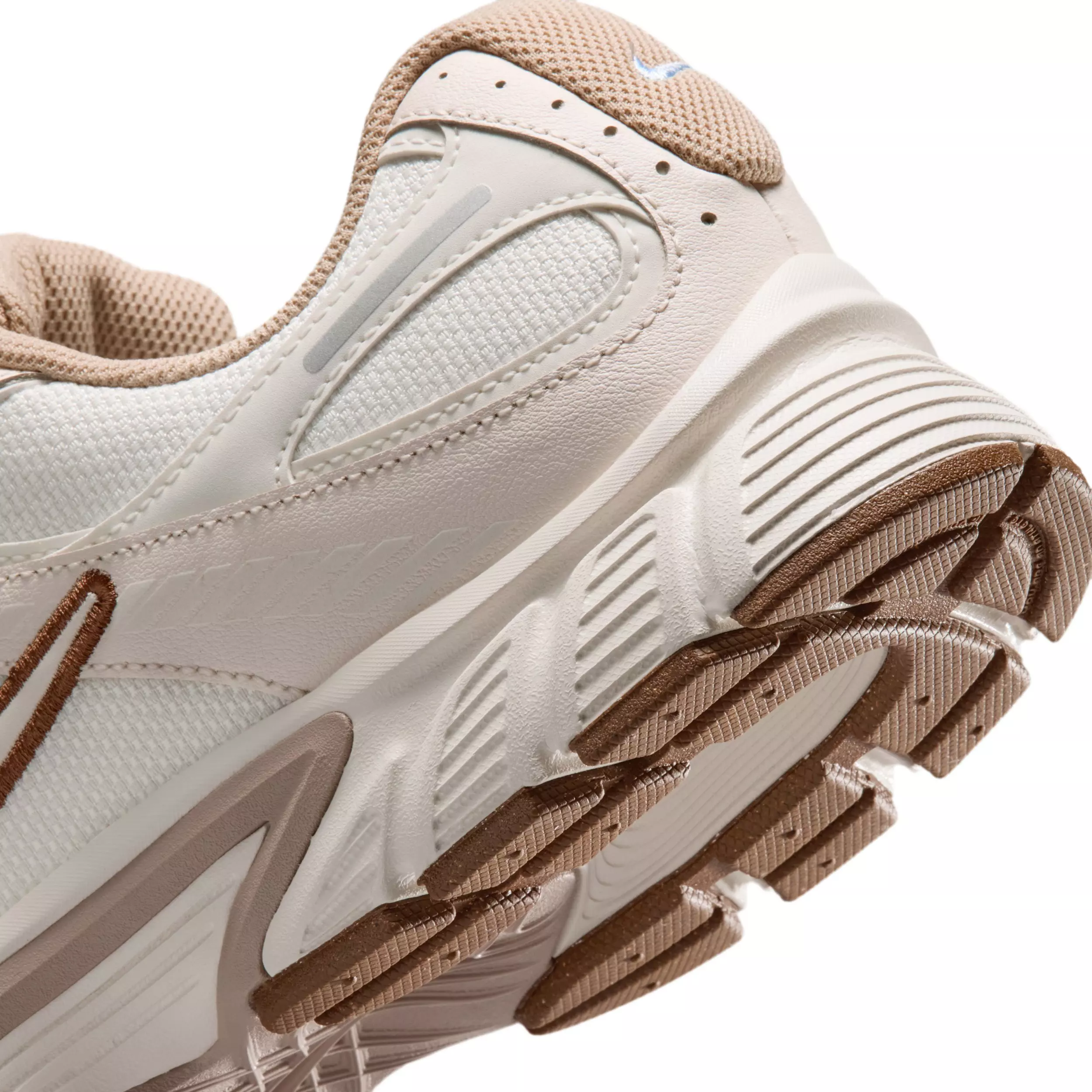 Nike V5 RNR "Sail/Pale Ivory/Aluminum/Light British Tan" Men's Shoe - SAIL/IVORY/ALUMINUM/LT TAN