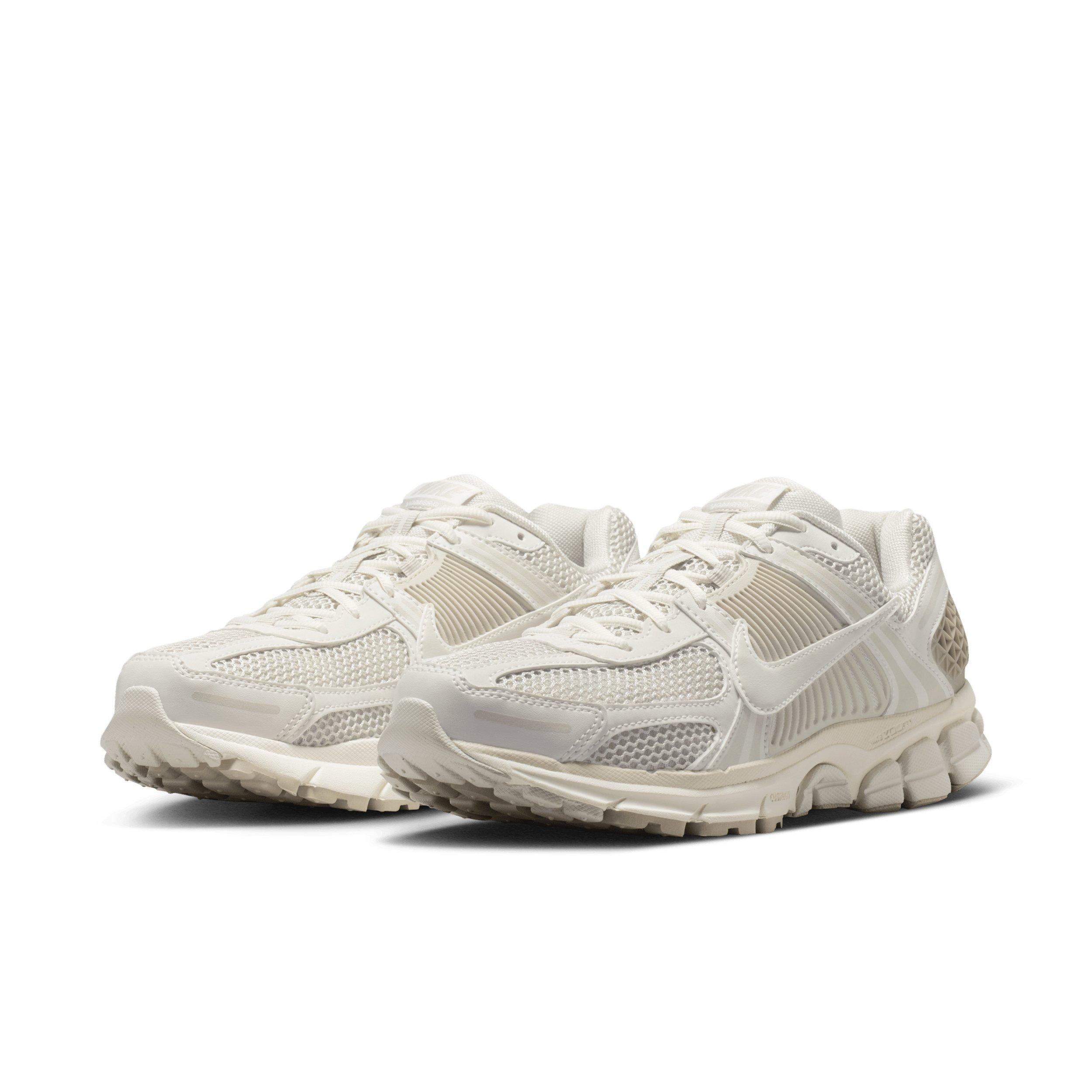 Nike Zoom Vomero 5 "Phantom/Cream II/Sail/Light Bone" Men's Shoe - PHANTOM/CREAM/SAIL/LT BONE Thumbnail View 3