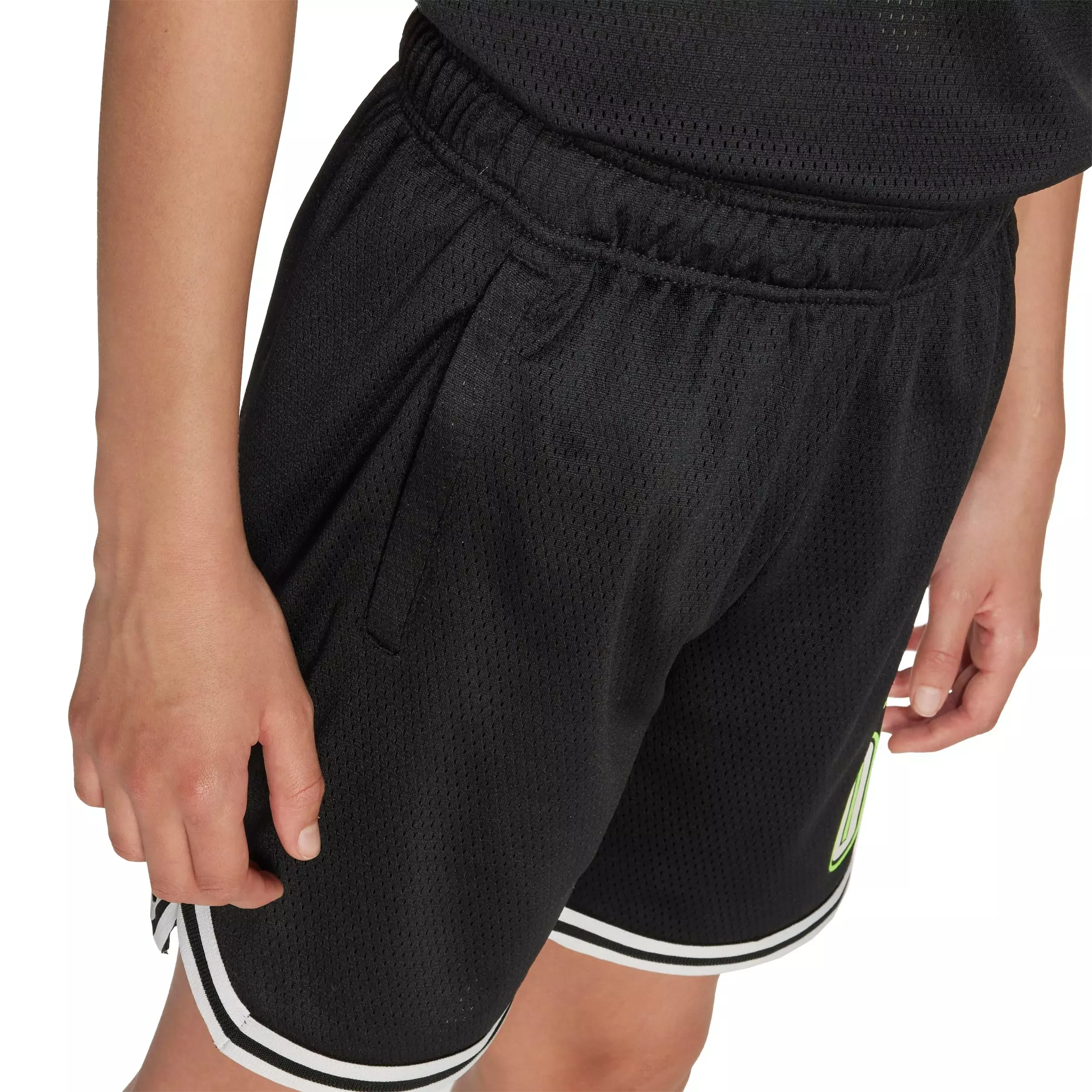 adidas Originals Big Boys' Basketball Mesh Shorts -Black - BLACK