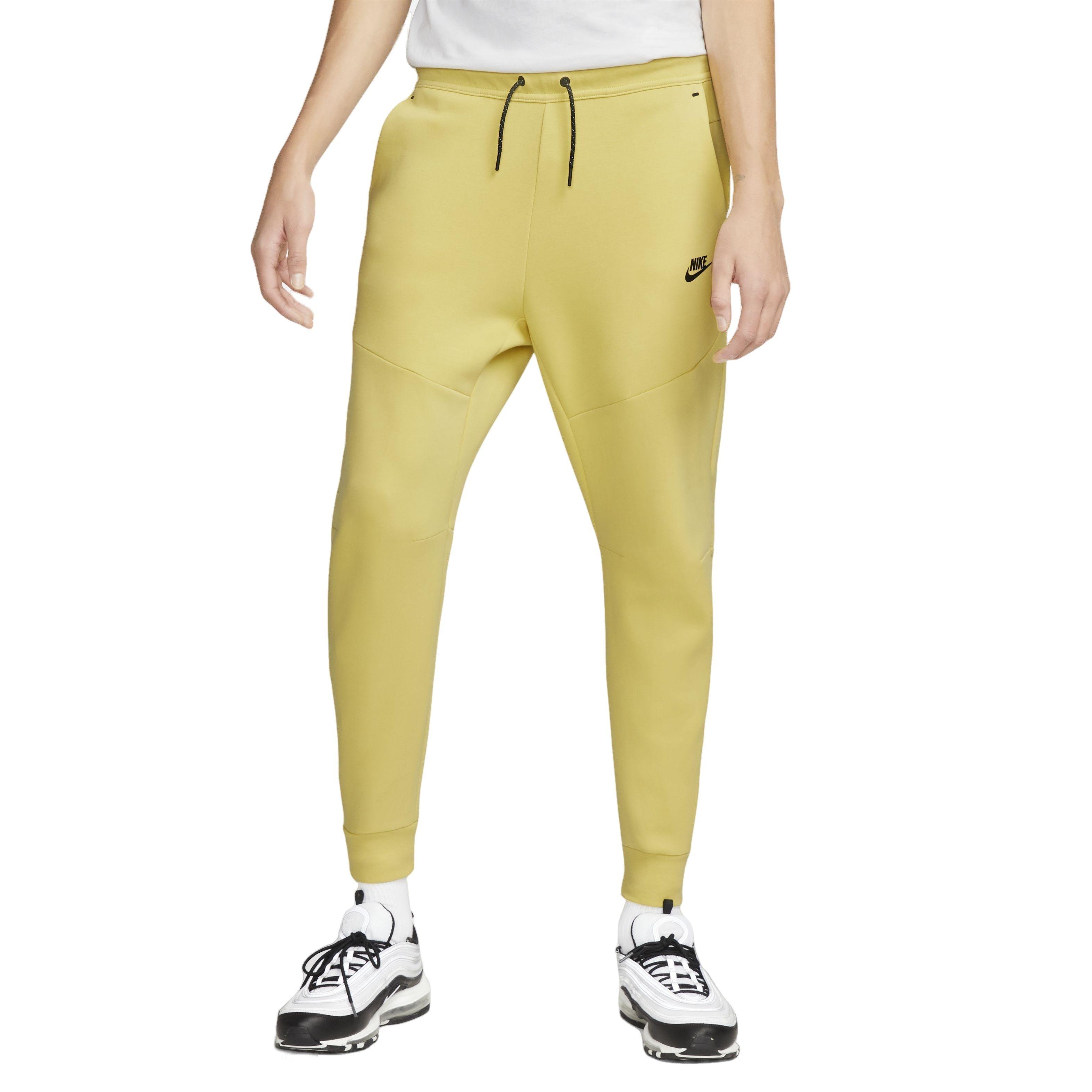 Syndicaat Weggooien tent Nike Men's Sportswear Tech Fleece Joggers-Yellow