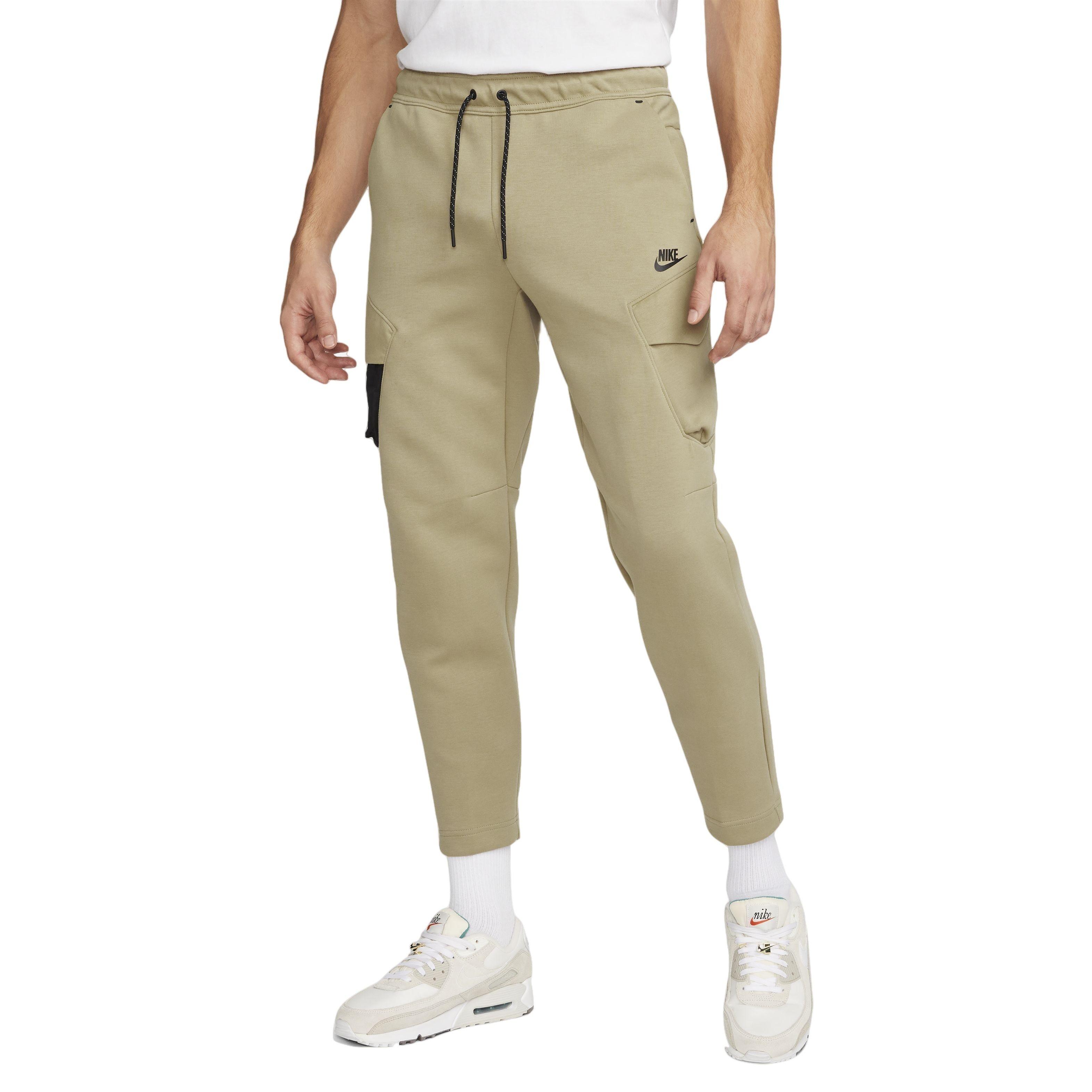 Nike tech hotsell fleece pants khaki