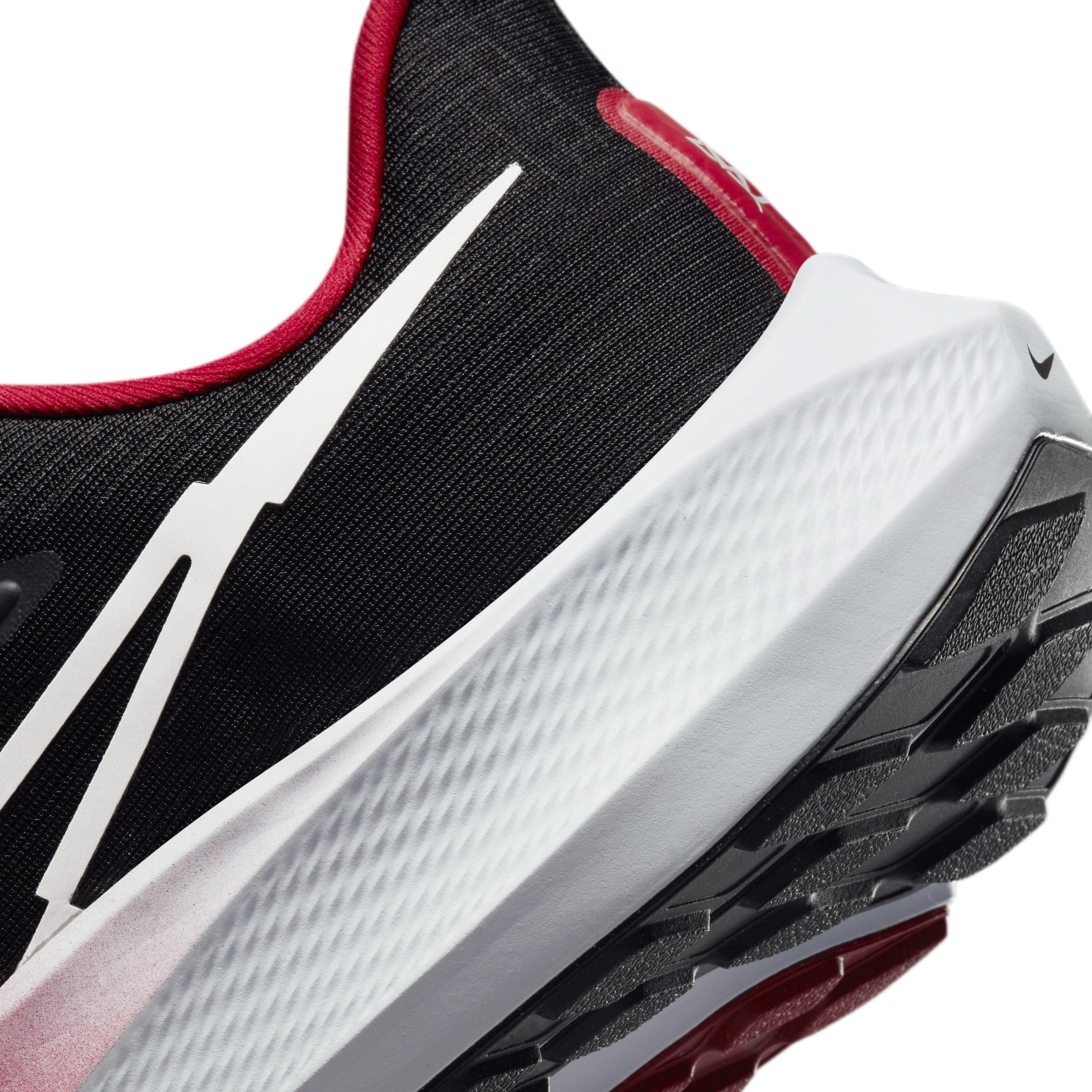 team lastig Verleiden Nike Pegasus 39 Bowerman Track Club "Black/White/Gym Red/Black" Men's Running  Shoe
