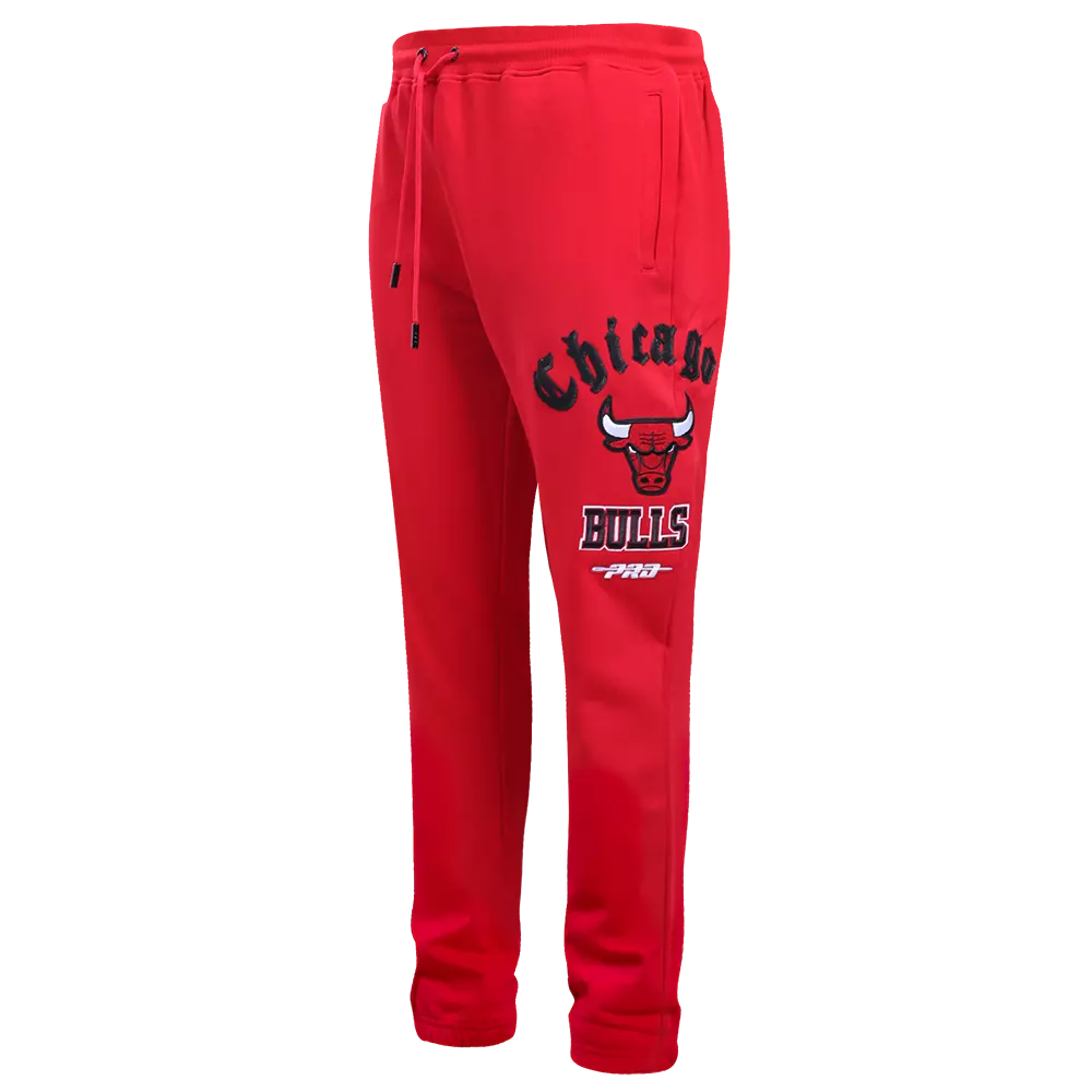 Pro Standard Men's NBA Chicago Bulls Old English Sweatpants -Red - RED