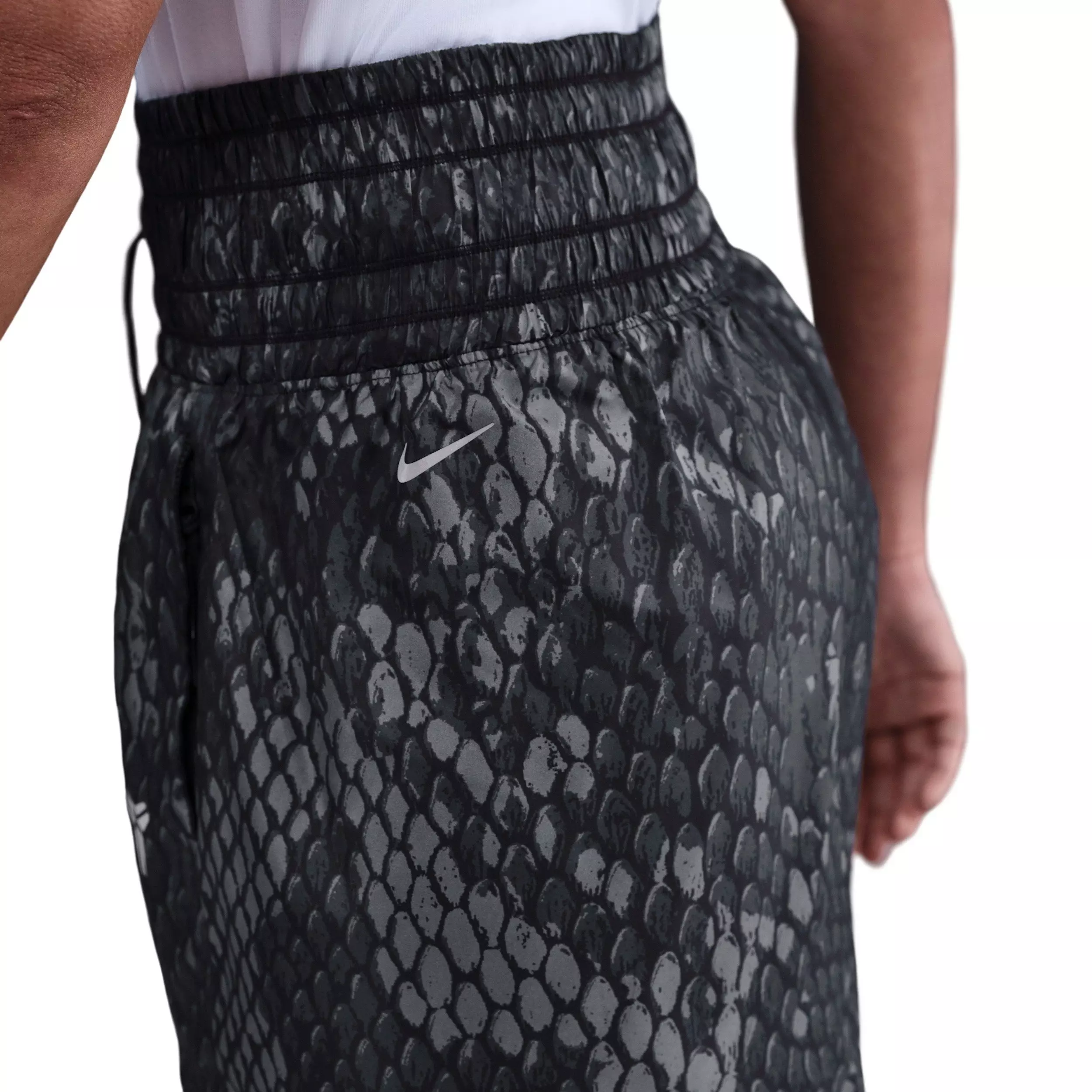 Kobe Women's Woven Skirt -Black - BLACK