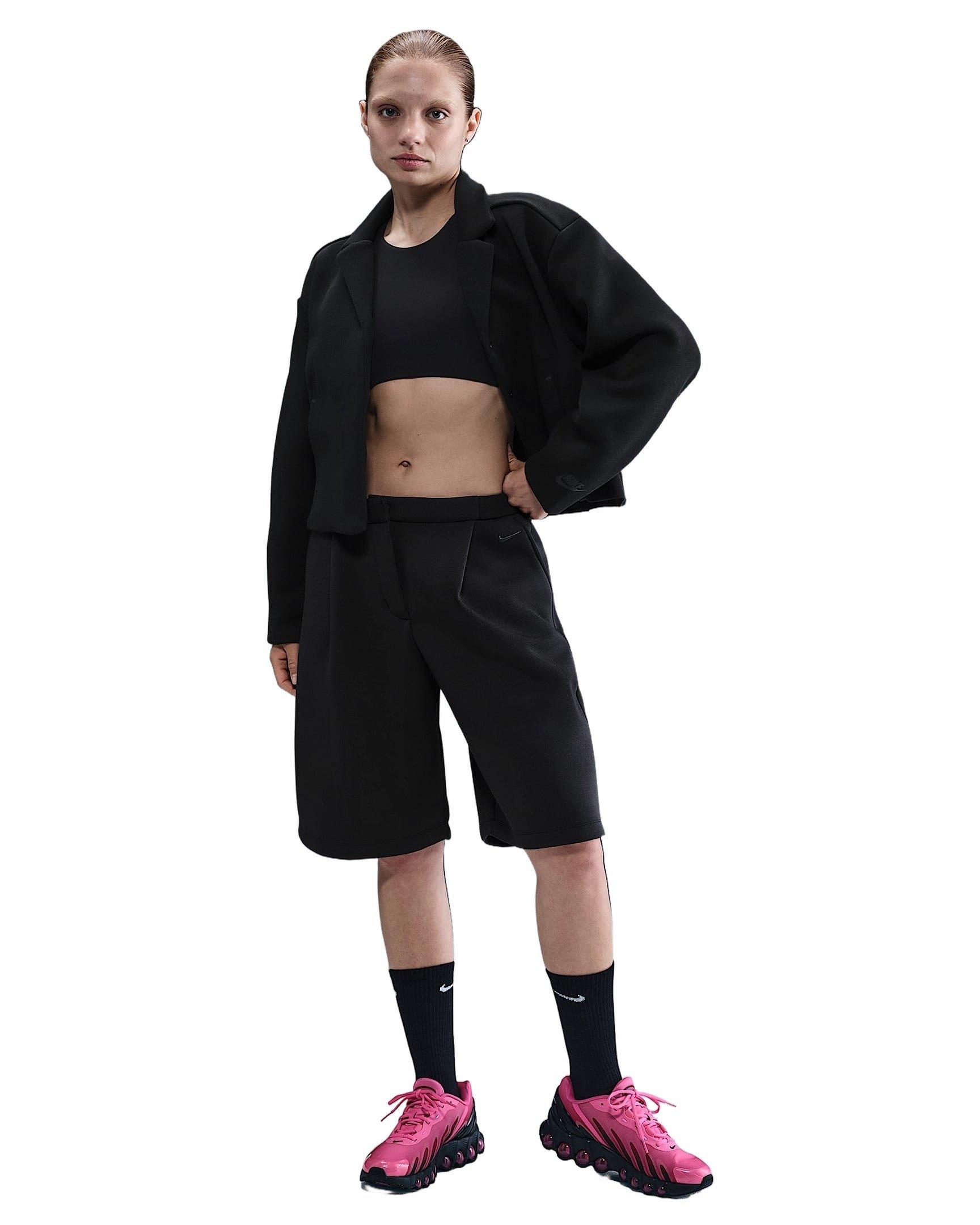 Nike Women's Sportswear Tech Fleece Tailored Jacket - Black - BLACK Thumbnail View 4