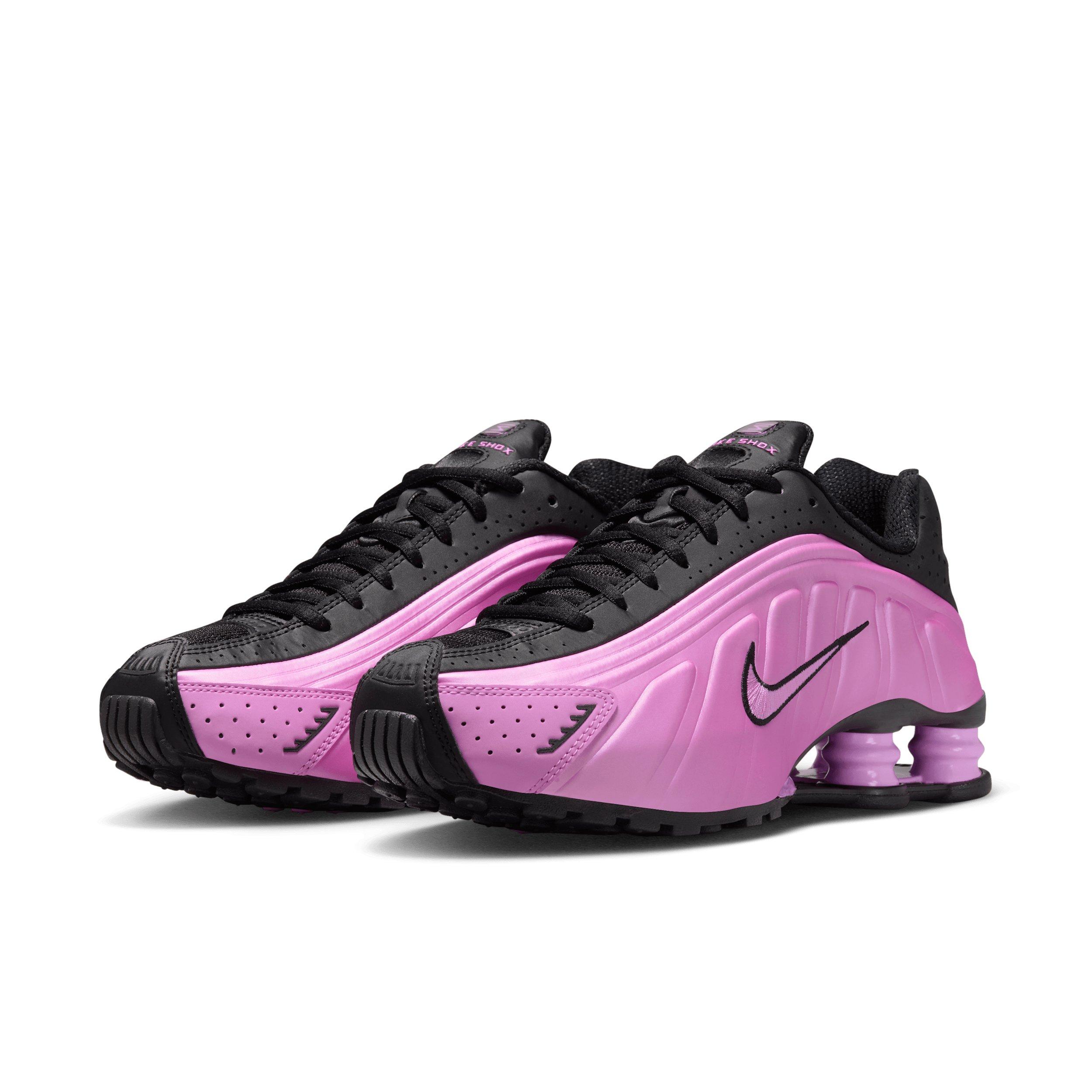 Nike Shox R4 "Black/Light Magenta" Women's Shoe - BLACK/PINK Thumbnail View 3