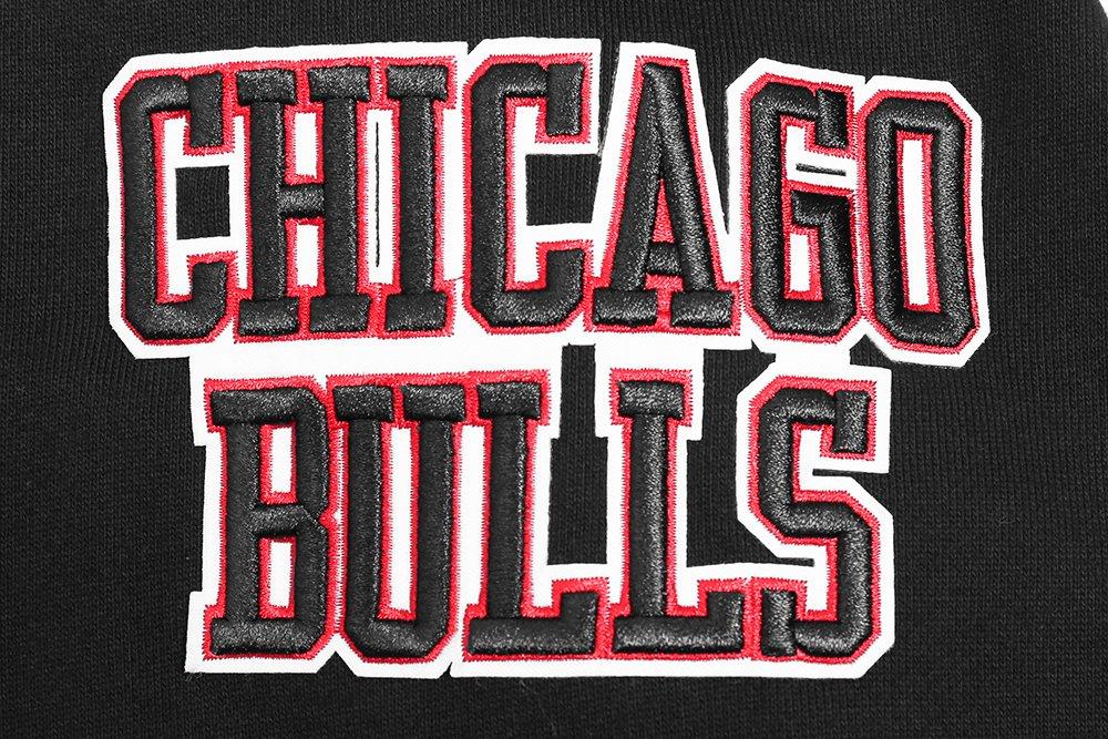 Pro Standard Men's NBA Chicago Bulls Old English Crewneck -Black - BLACK Thumbnail View 7