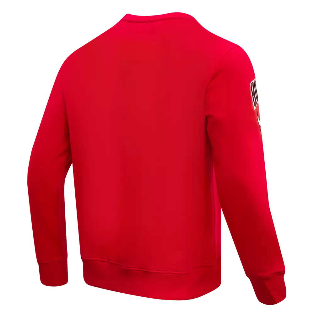 Pro Standard Men's NBA Chicago Bulls Old English Crewneck -Red - RED