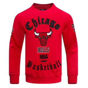 Pro Standard Men's NBA Chicago Bulls Old English Crewneck -Red