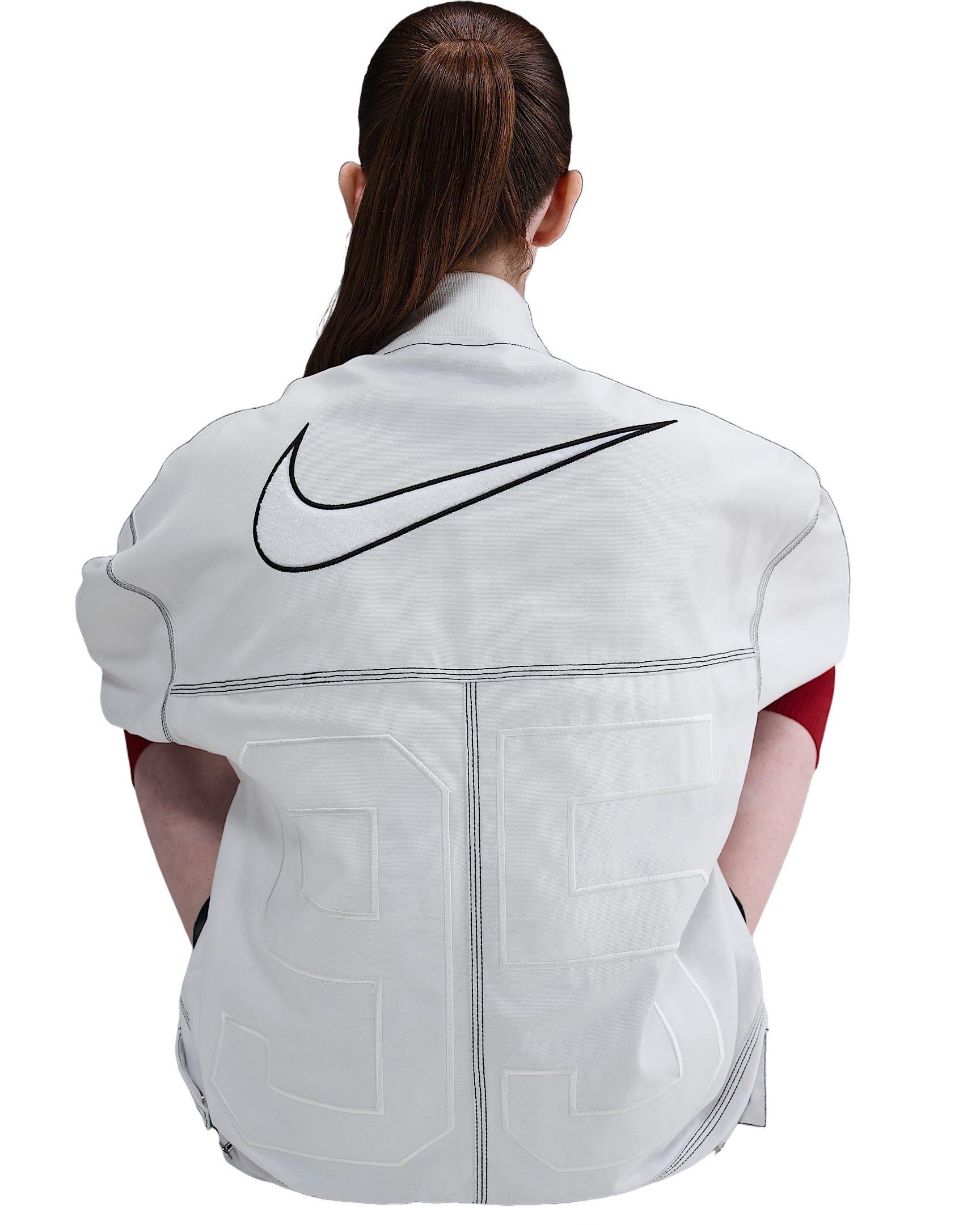 Nike Women's Sportswear Oversized Graphic Cargo Jacket -White/Black - WHITE/BLACK Thumbnail View 2