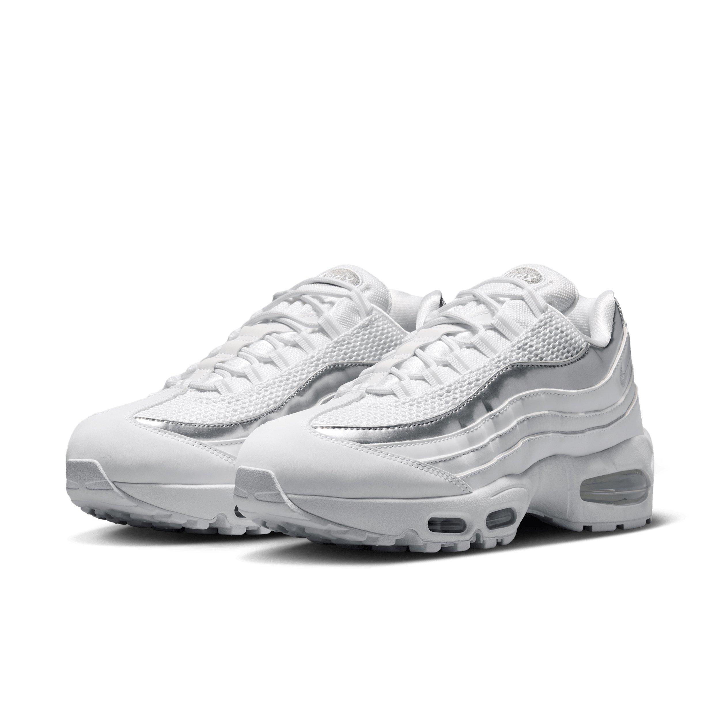 Nike Air Max 95 SE "White/Light Charcoal/Metallic Silver/Pure Platinum" Women's Shoe - WHITE/GREY/SILVER Thumbnail View 3