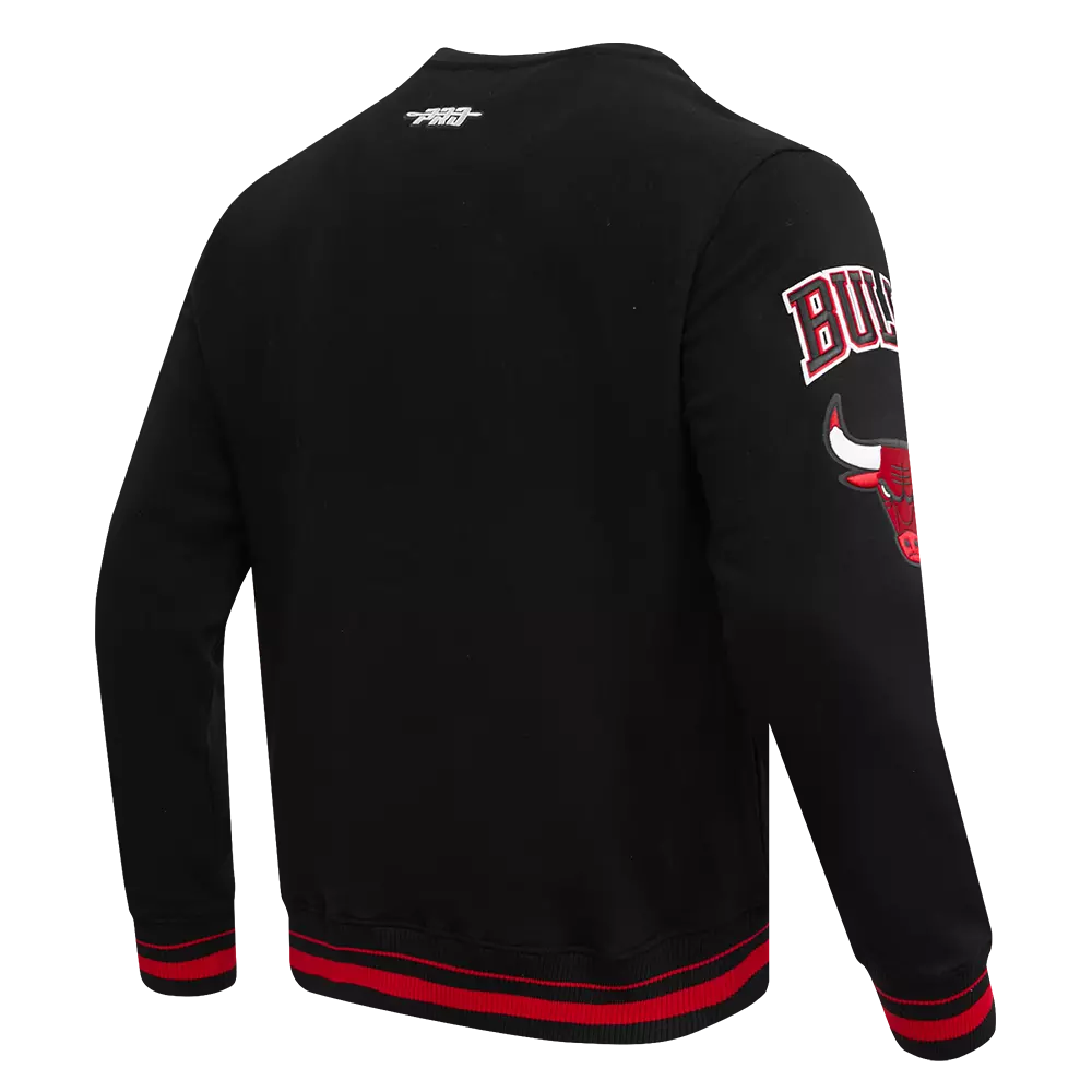 Pro Standard Men's NBA Chicago Bulls Mashup Rib Crewneck -Black/Red - BLACK/RED