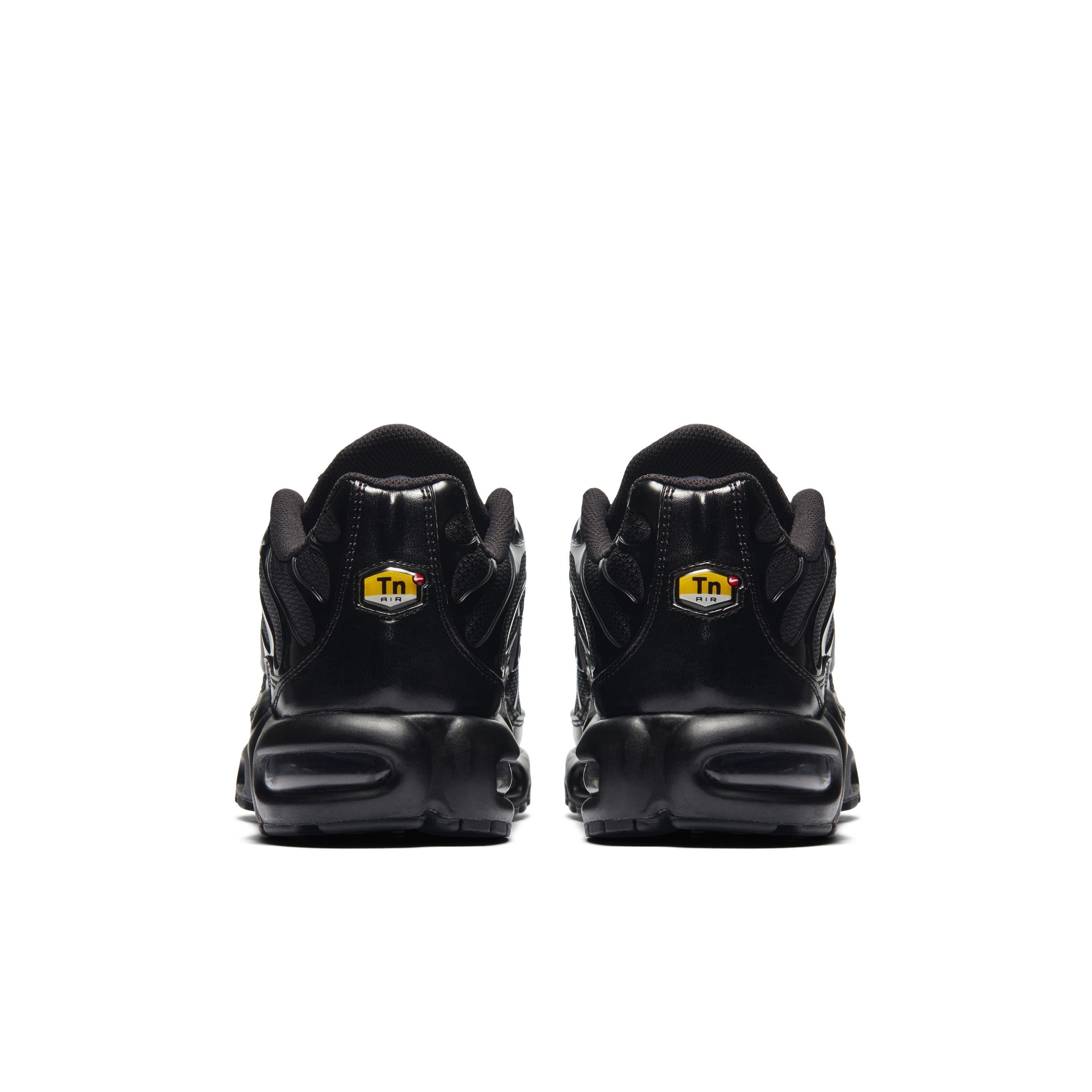 Nike Max Plus "Black/Black/Black"