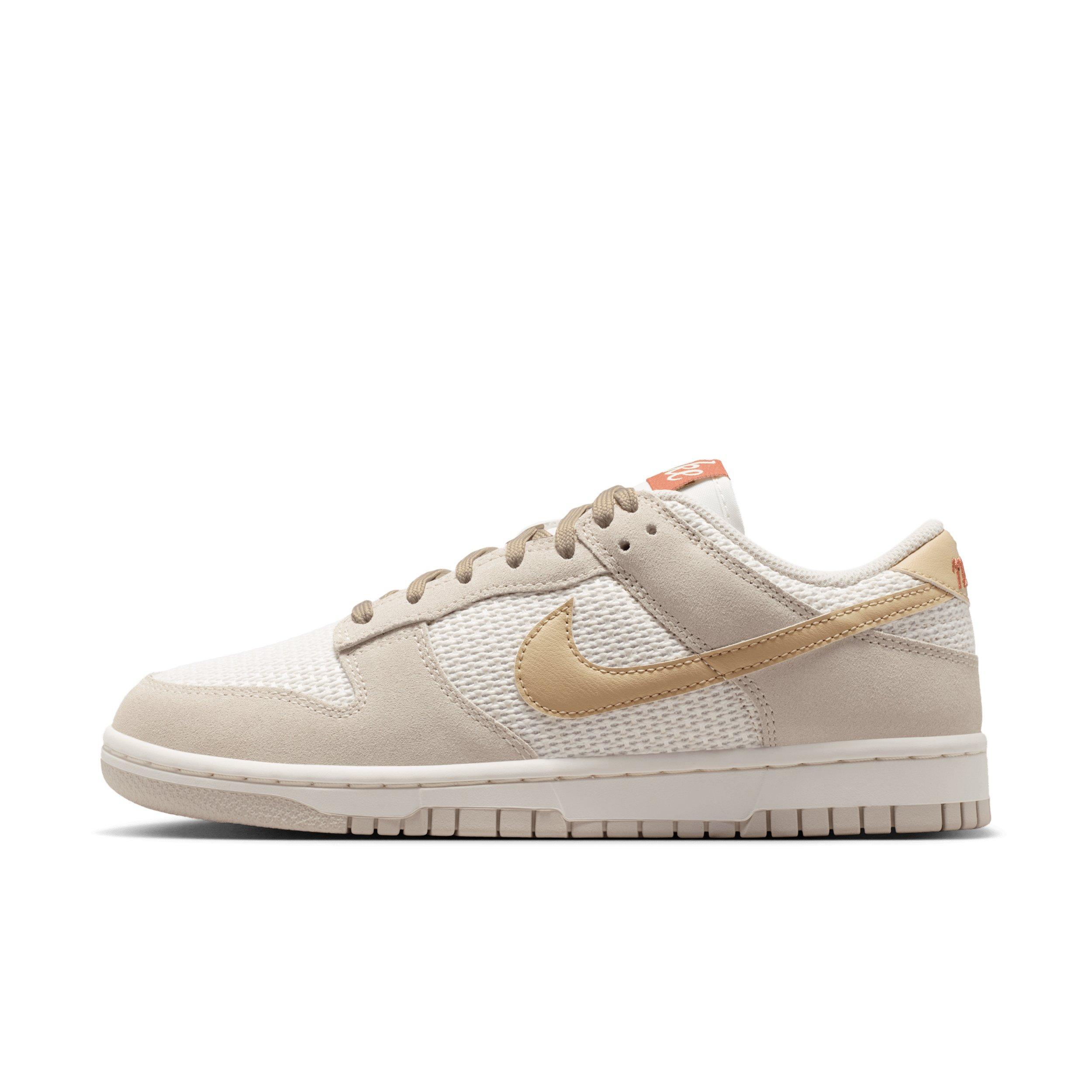 Nike Dunk Low SE "Sail/Light Orewood Brown/Linen" Women's Shoe - WHITE/BROWN Thumbnail View 2