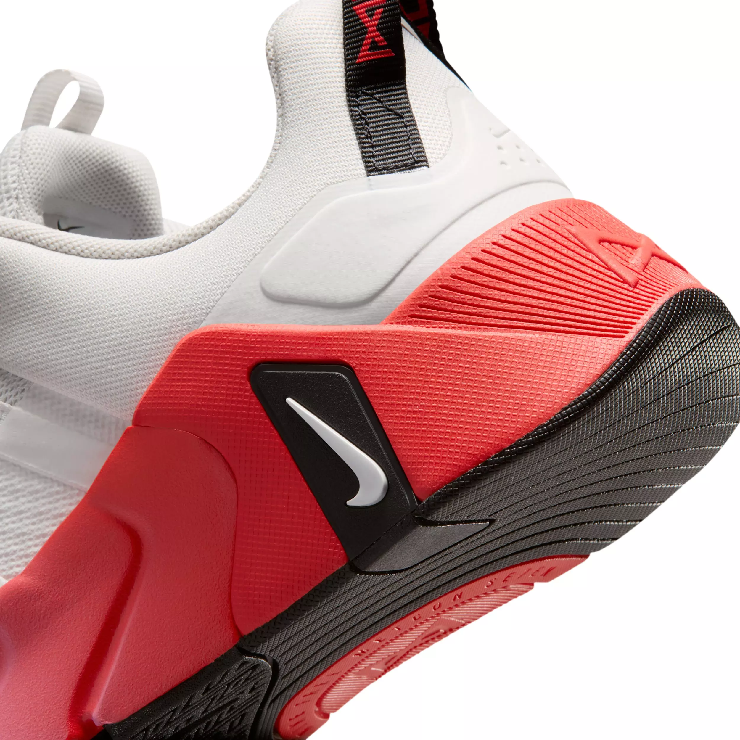 Nike Free Metcon 7 "Platinum Tint/Light Magenta/Light Crimson/White" Women's Training Shoe - WHITE/PINK/RED