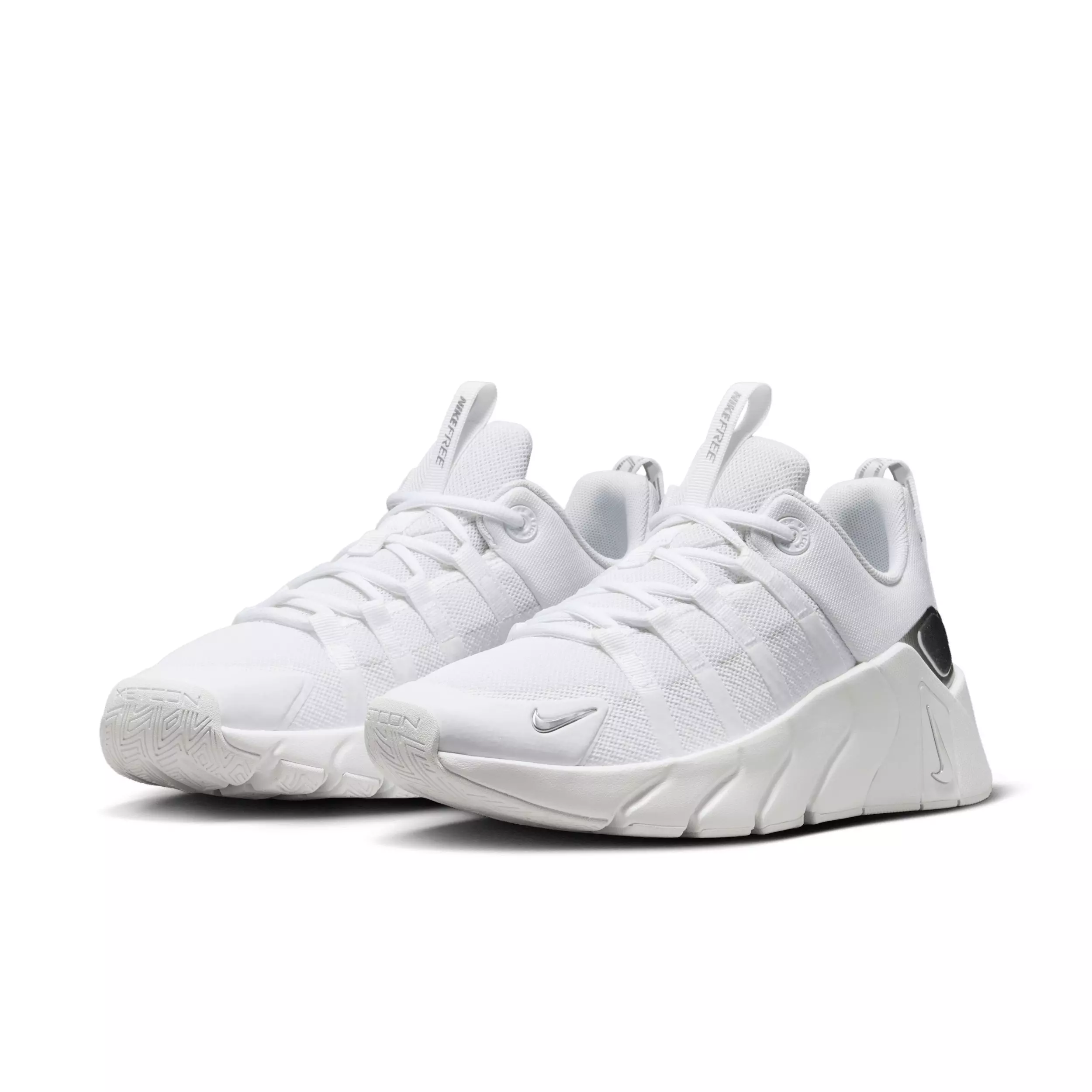 Nike Free Metcon 7 "White/Metallic Silver" Women's Training Shoe - WHITE/SILVER