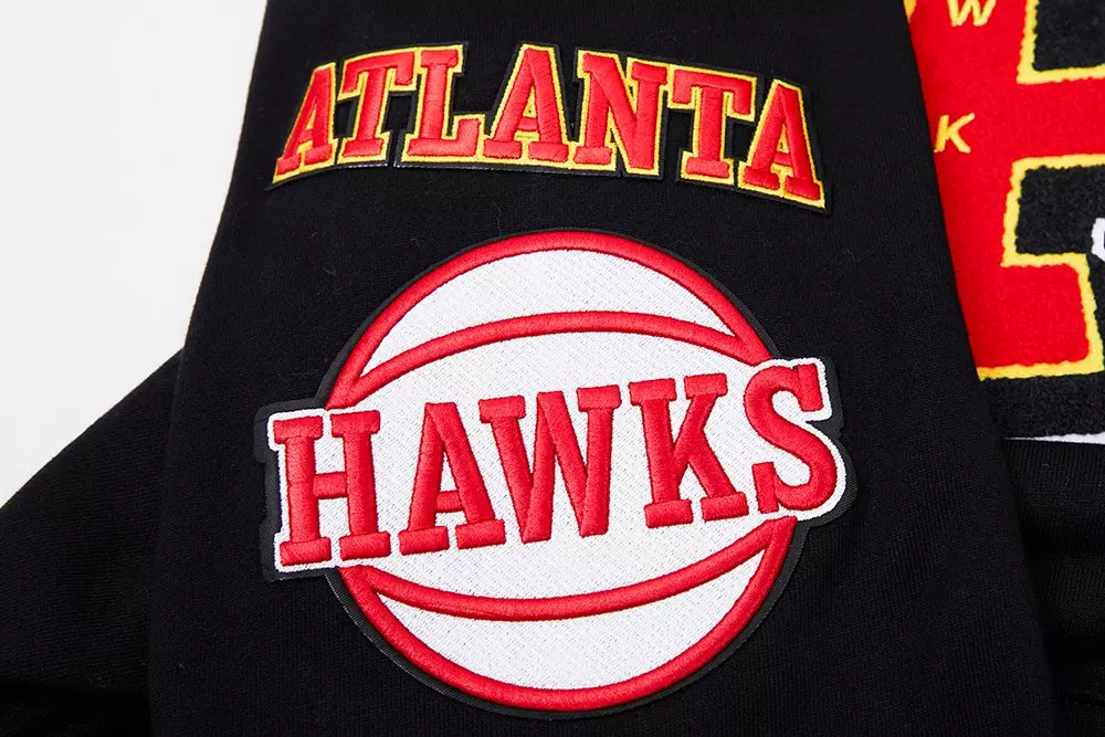 Pro Standard Men's NBA Atlanta Hawks Mashup Rib PO Hoodie - Black/Red - BLACK/RED