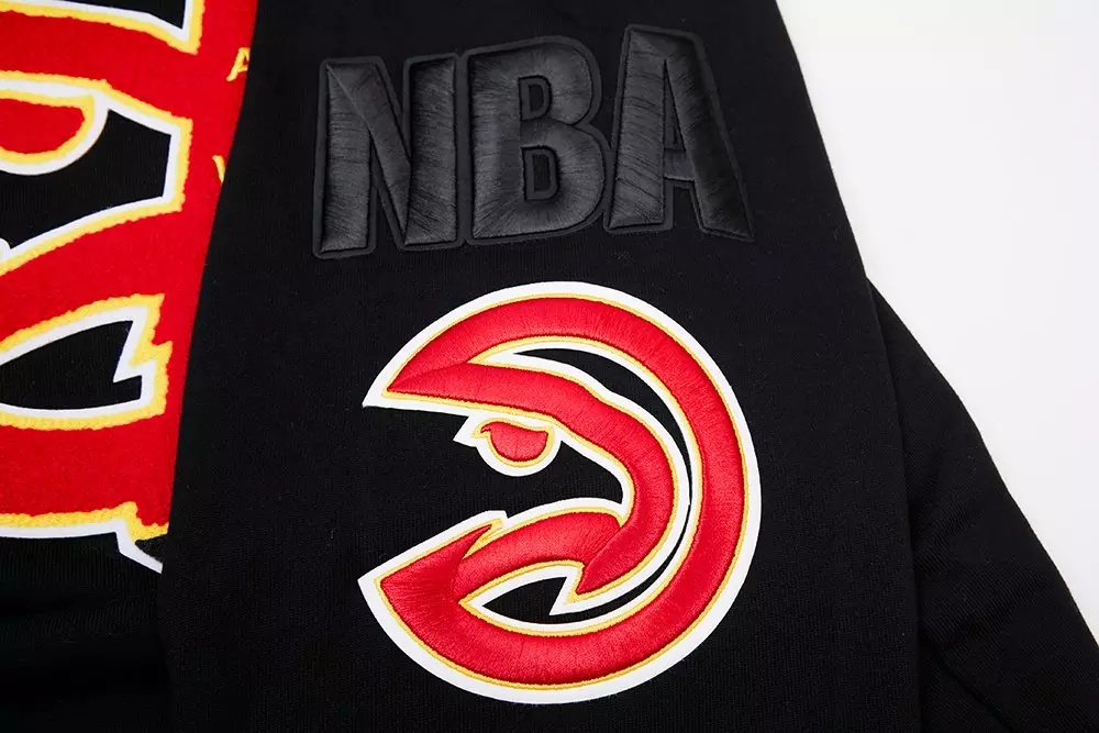 Pro Standard Men's NBA Atlanta Hawks Mashup Rib PO Hoodie - Black/Red - BLACK/RED