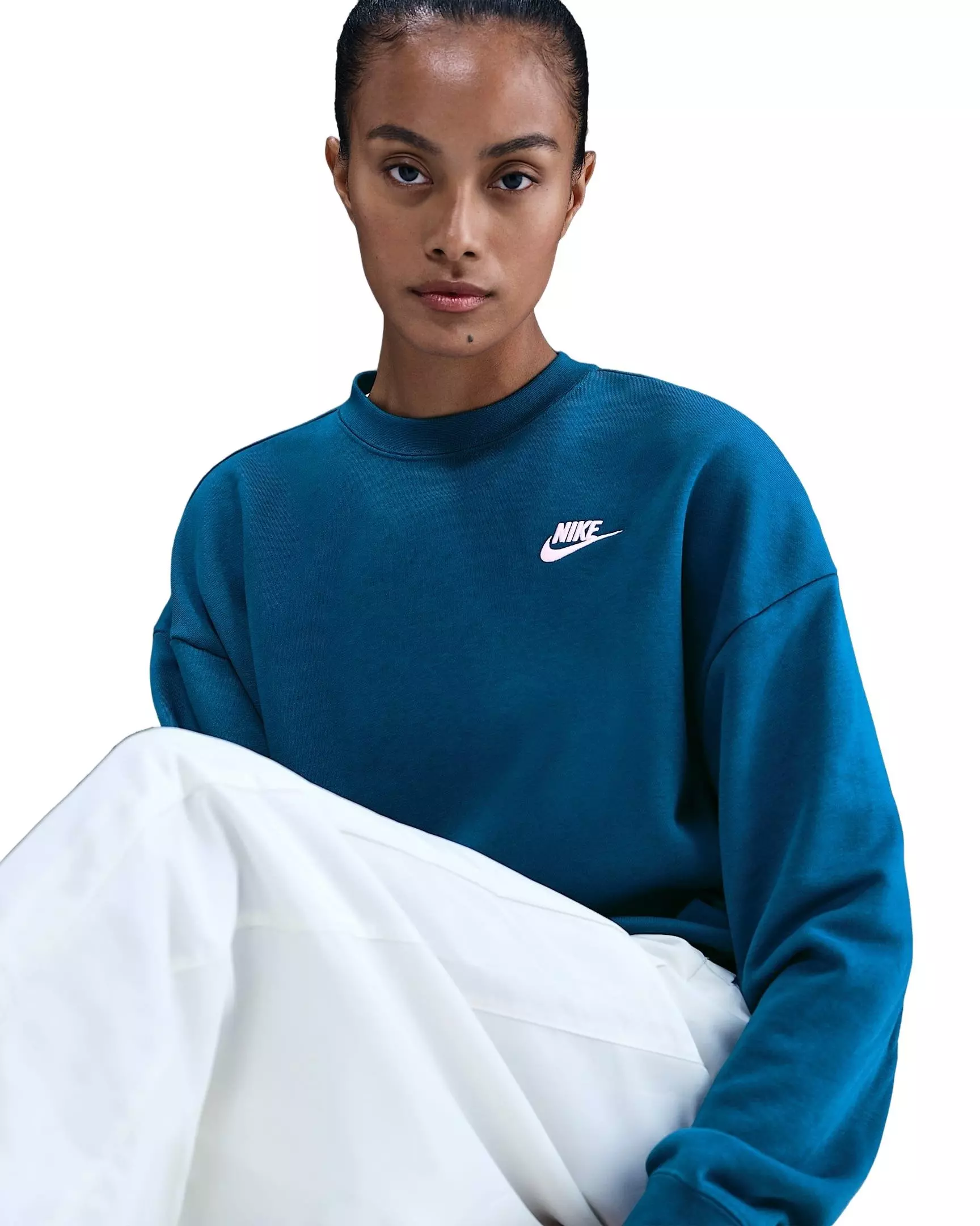 Nike Women's Sportswear Club Fleece Loose Crew-Neck Sweatshirt -Turquoise - TURQUOISE