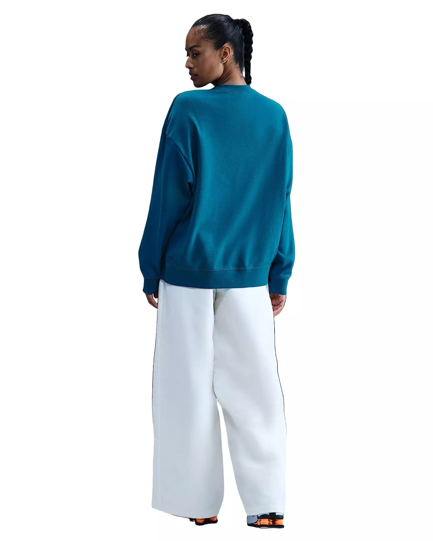 Nike Women's Sportswear Club Fleece Loose Crew-Neck Sweatshirt -Turquoise - TURQUOISE