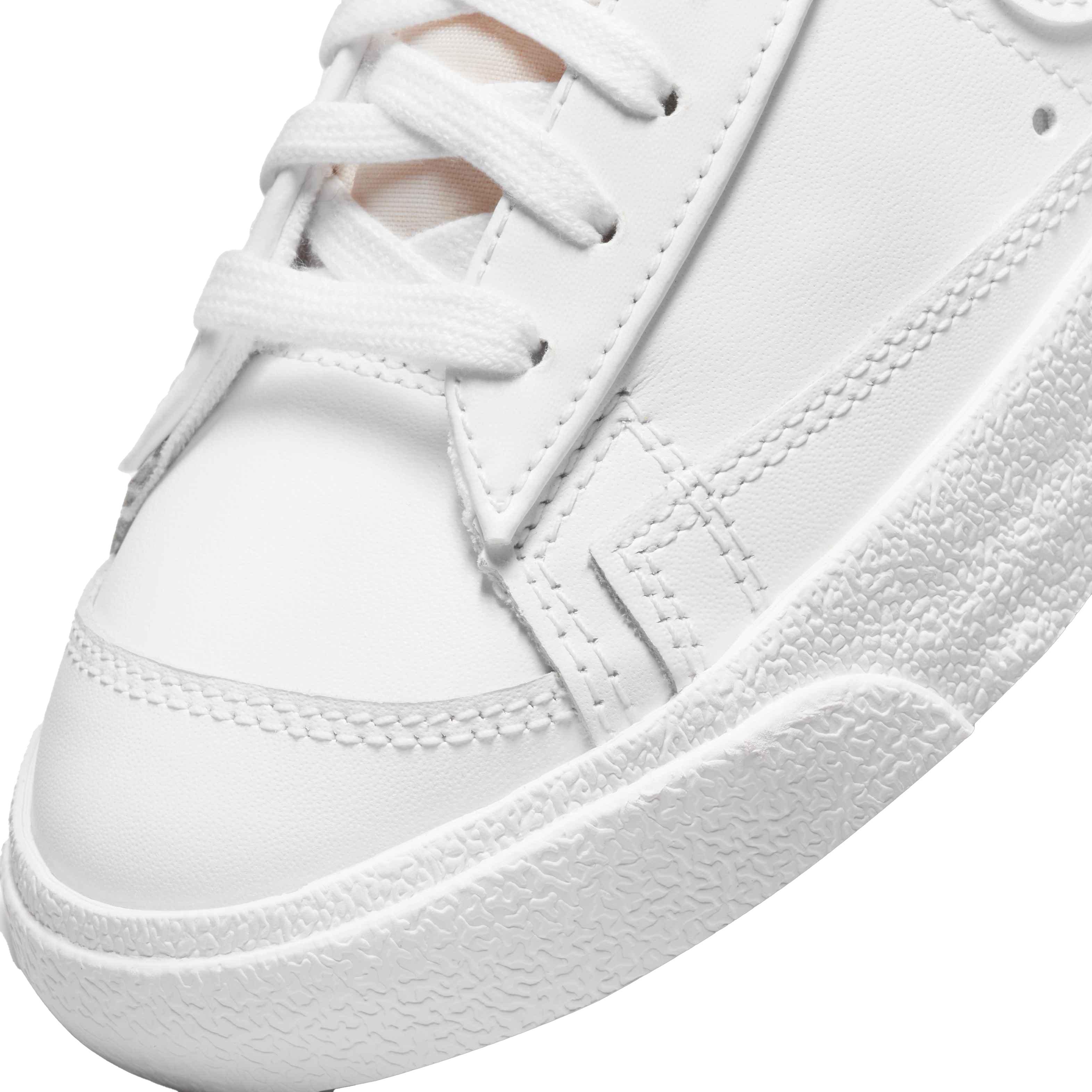 Nike Blazer Mid '77 Vintage "White" Women's Shoe - WHITE Thumbnail View 7