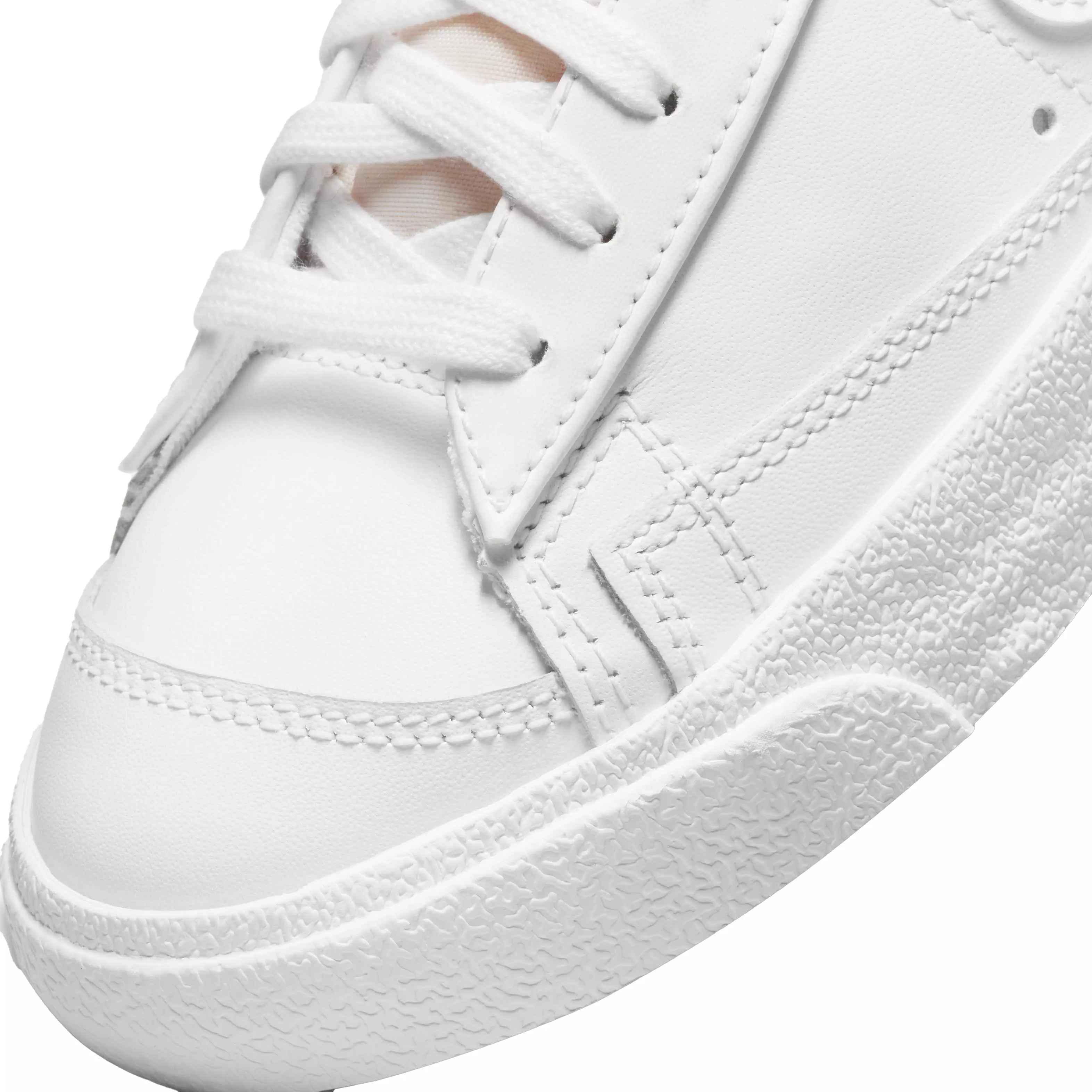 Nike Blazer Mid '77 Vintage "White" Women's Shoe - WHITE